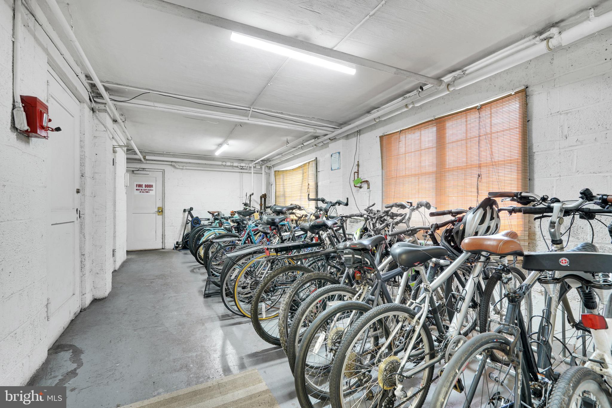 ROSSLYN HEIGHTS - Residential