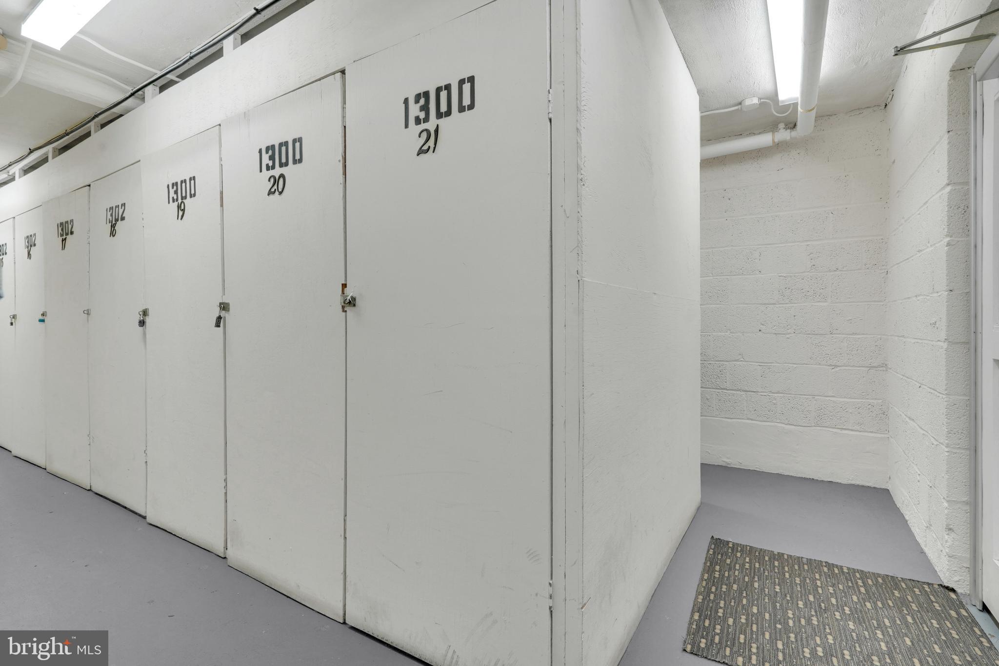 ROSSLYN HEIGHTS - Residential