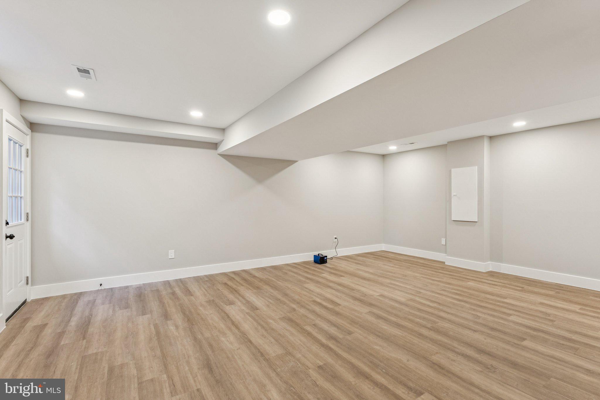 STRATFORD LANDING - Residential