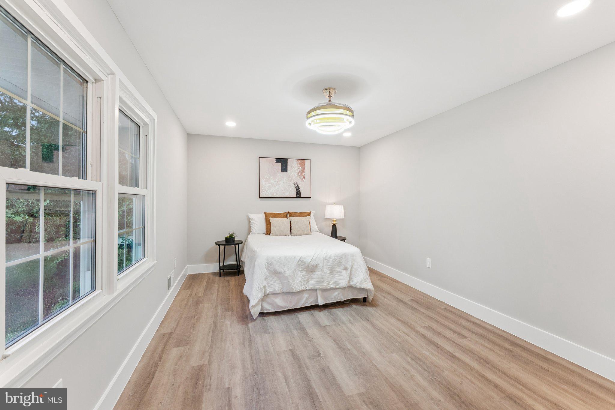 STRATFORD LANDING - Residential