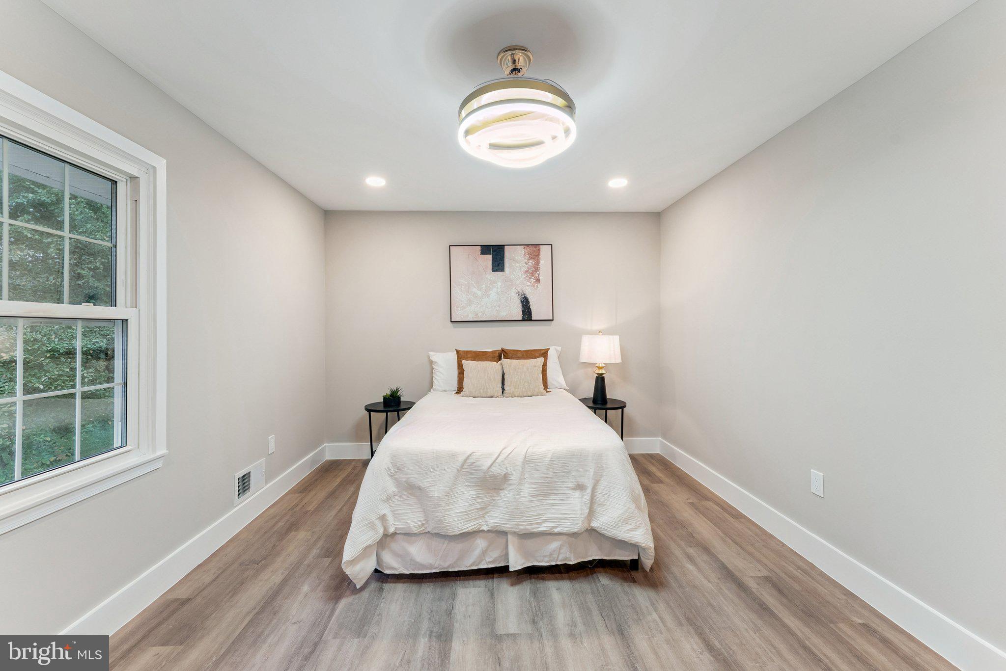 STRATFORD LANDING - Residential