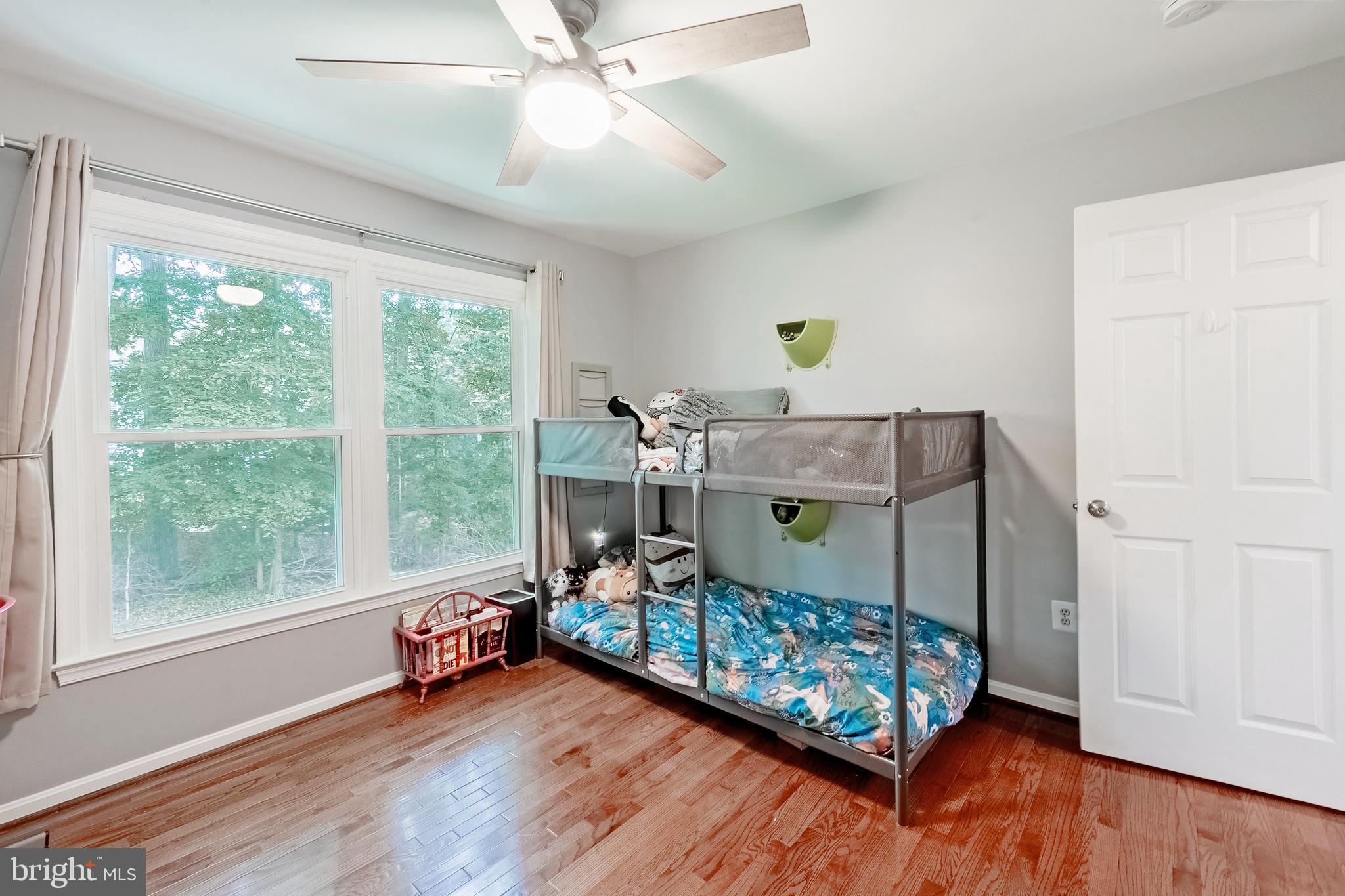 LAKE RIDGE - Residential Lease