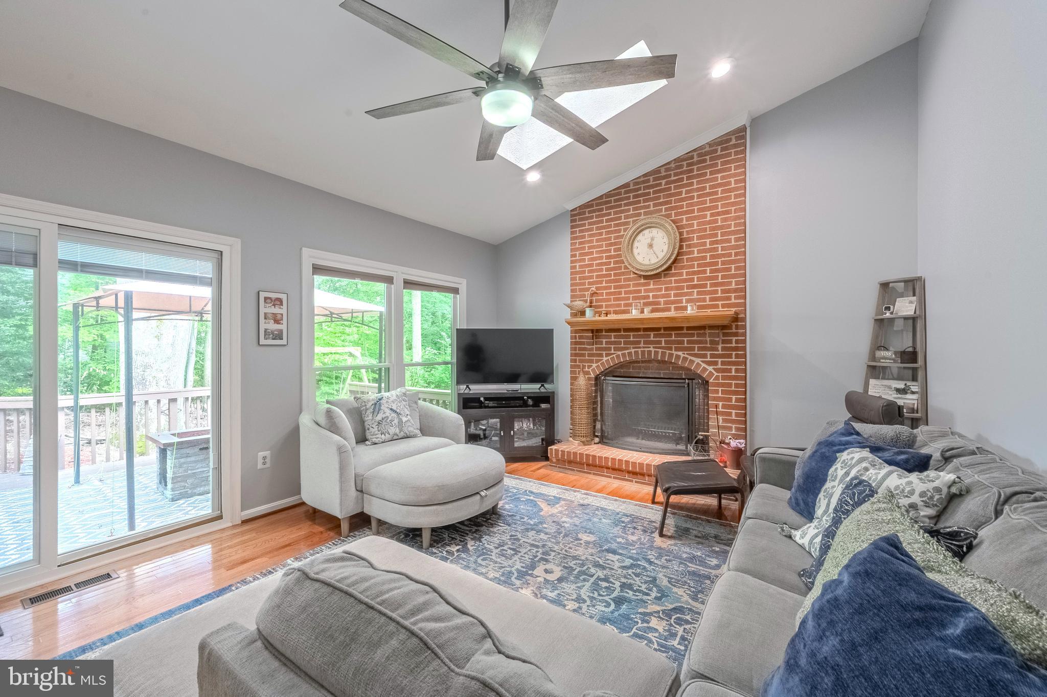 LAKE RIDGE - Residential Lease