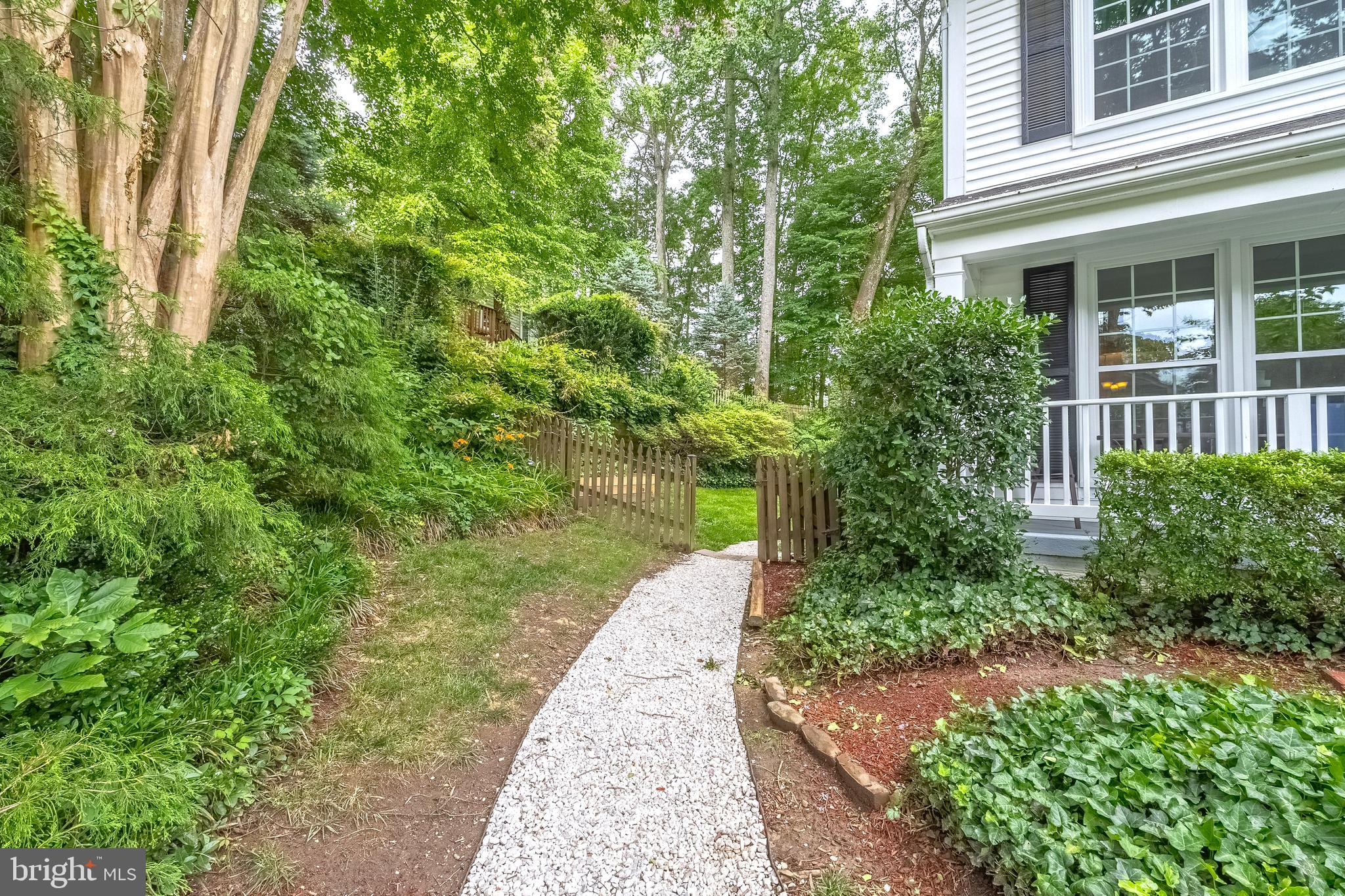 LAKE RIDGE - Residential Lease