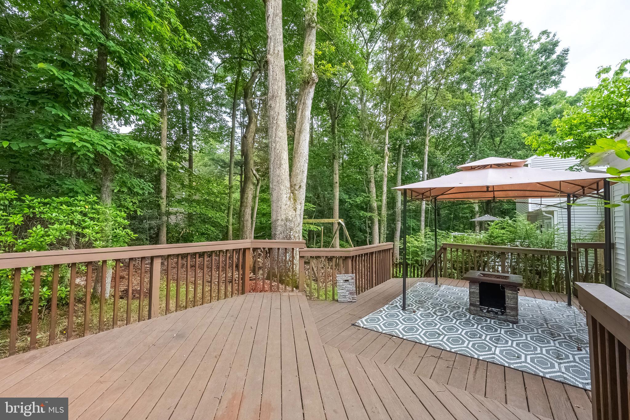 LAKE RIDGE - Residential Lease