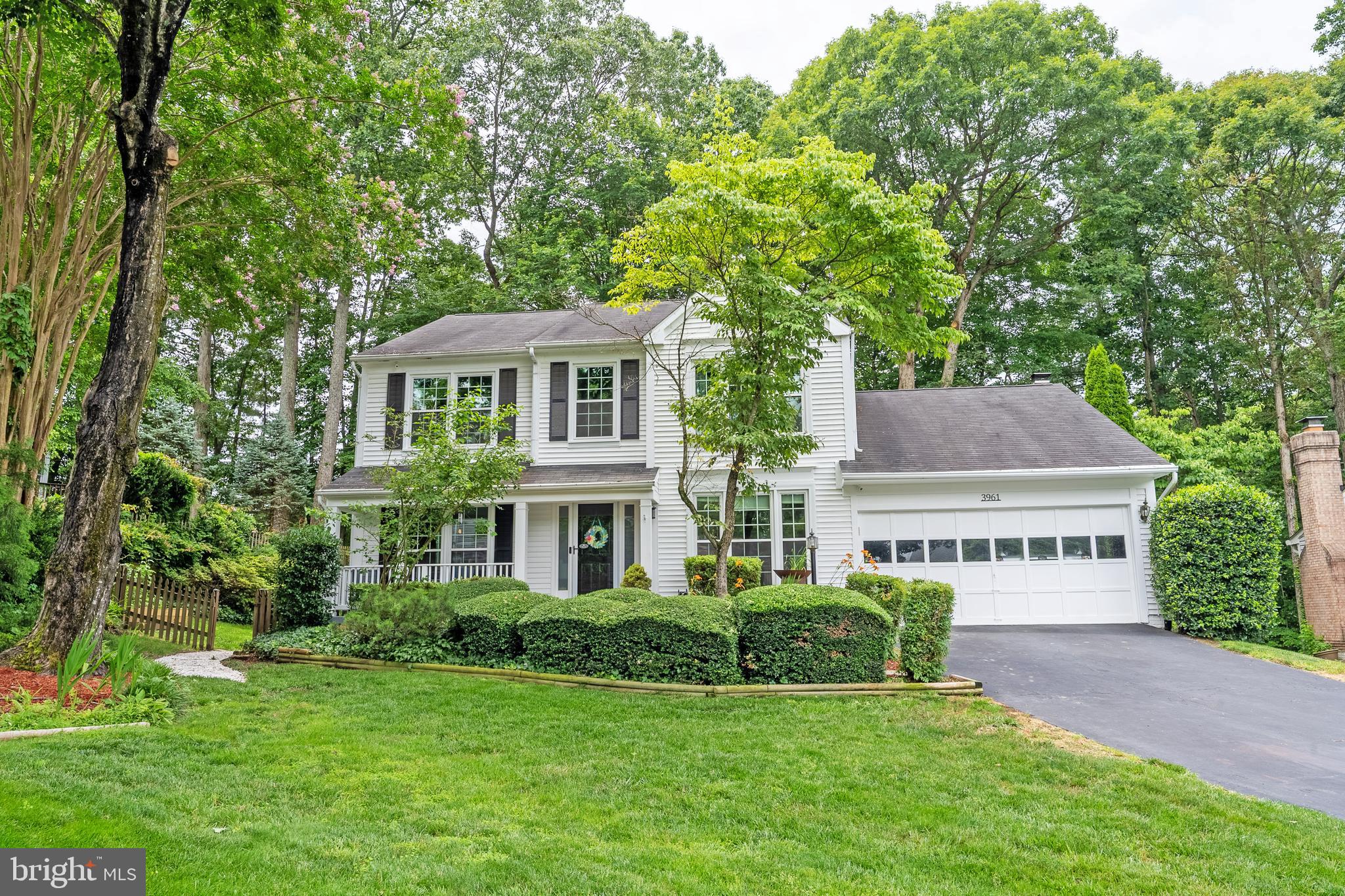 LAKE RIDGE - Residential Lease