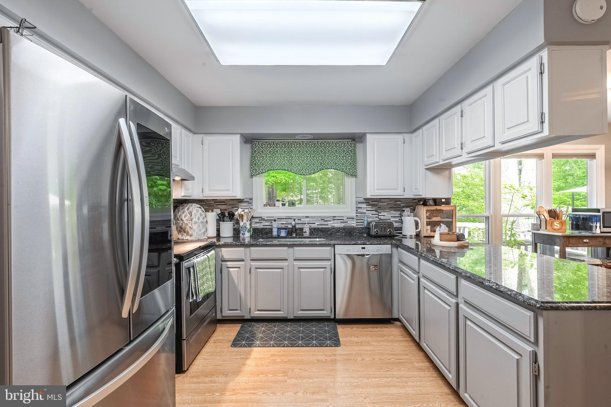 LAKE RIDGE - Residential Lease