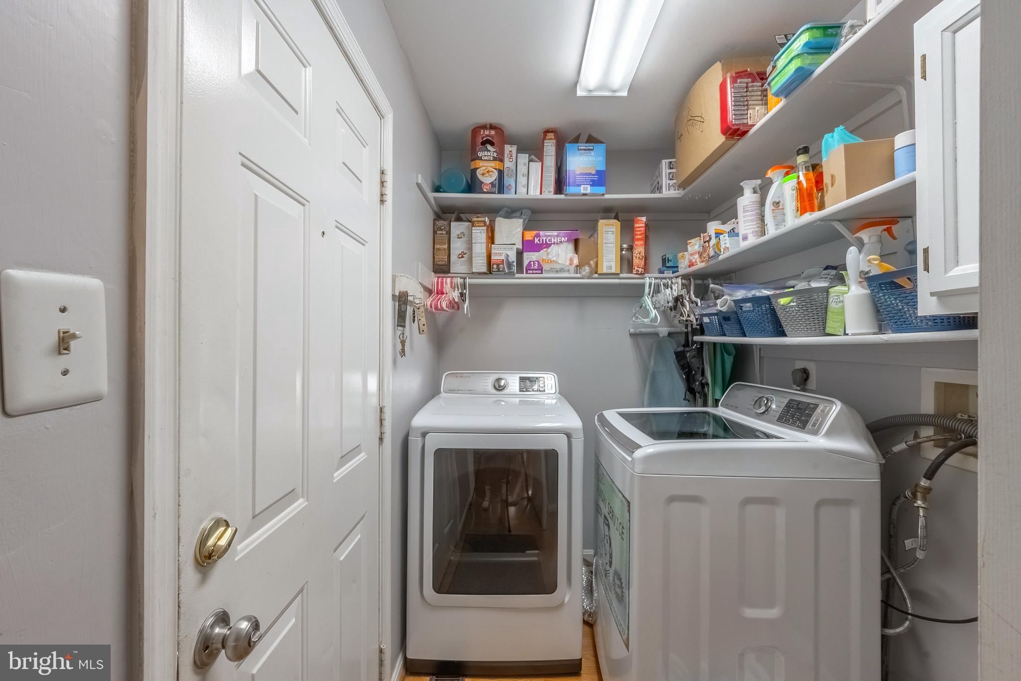 LAKE RIDGE - Residential Lease