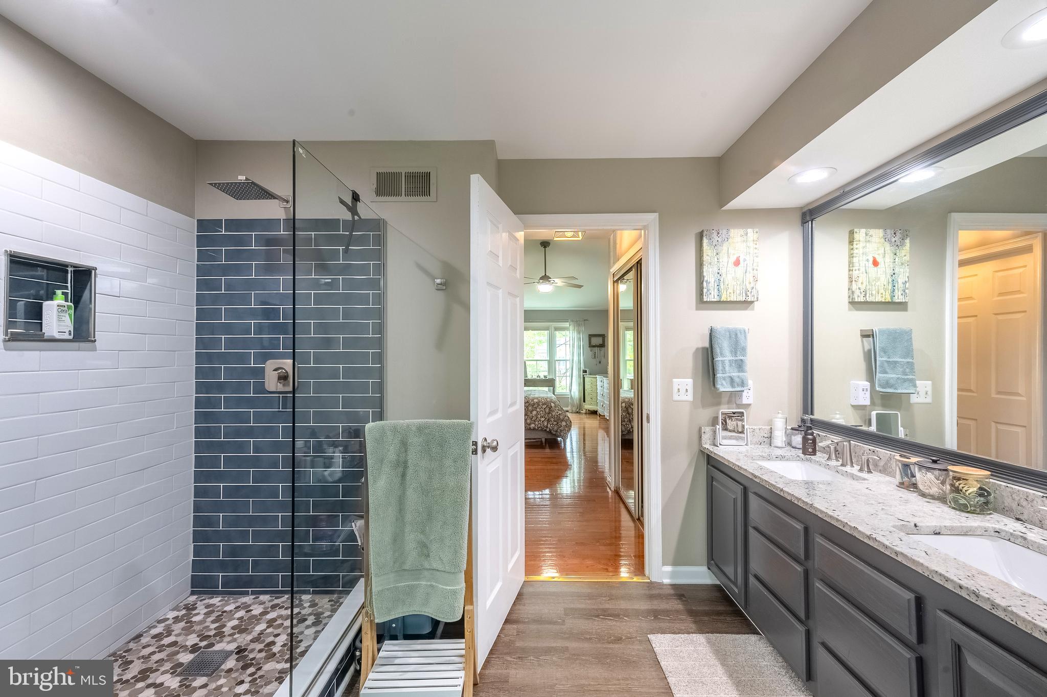 LAKE RIDGE - Residential Lease