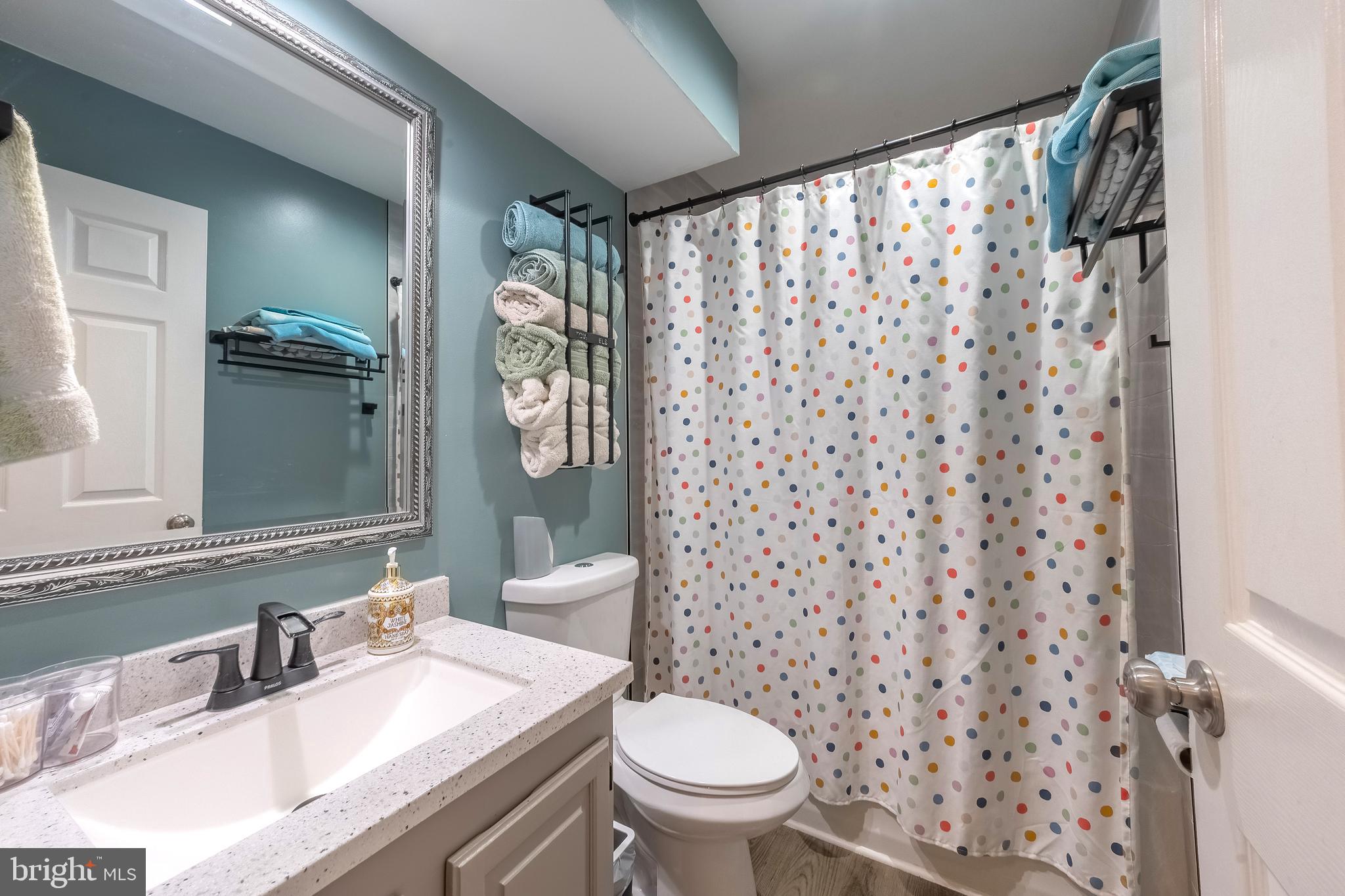 LAKE RIDGE - Residential Lease