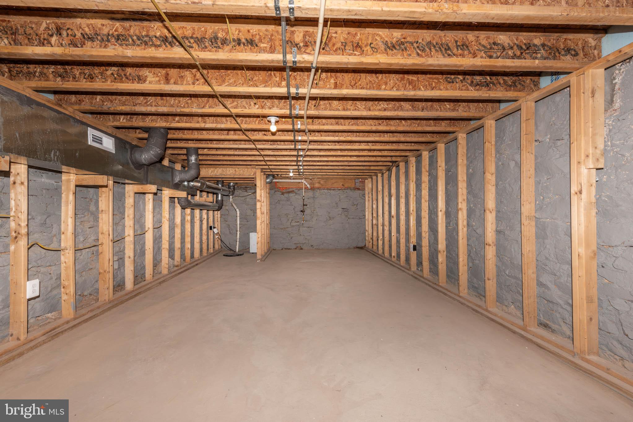 SANDTOWN-WINCHESTER - Residential