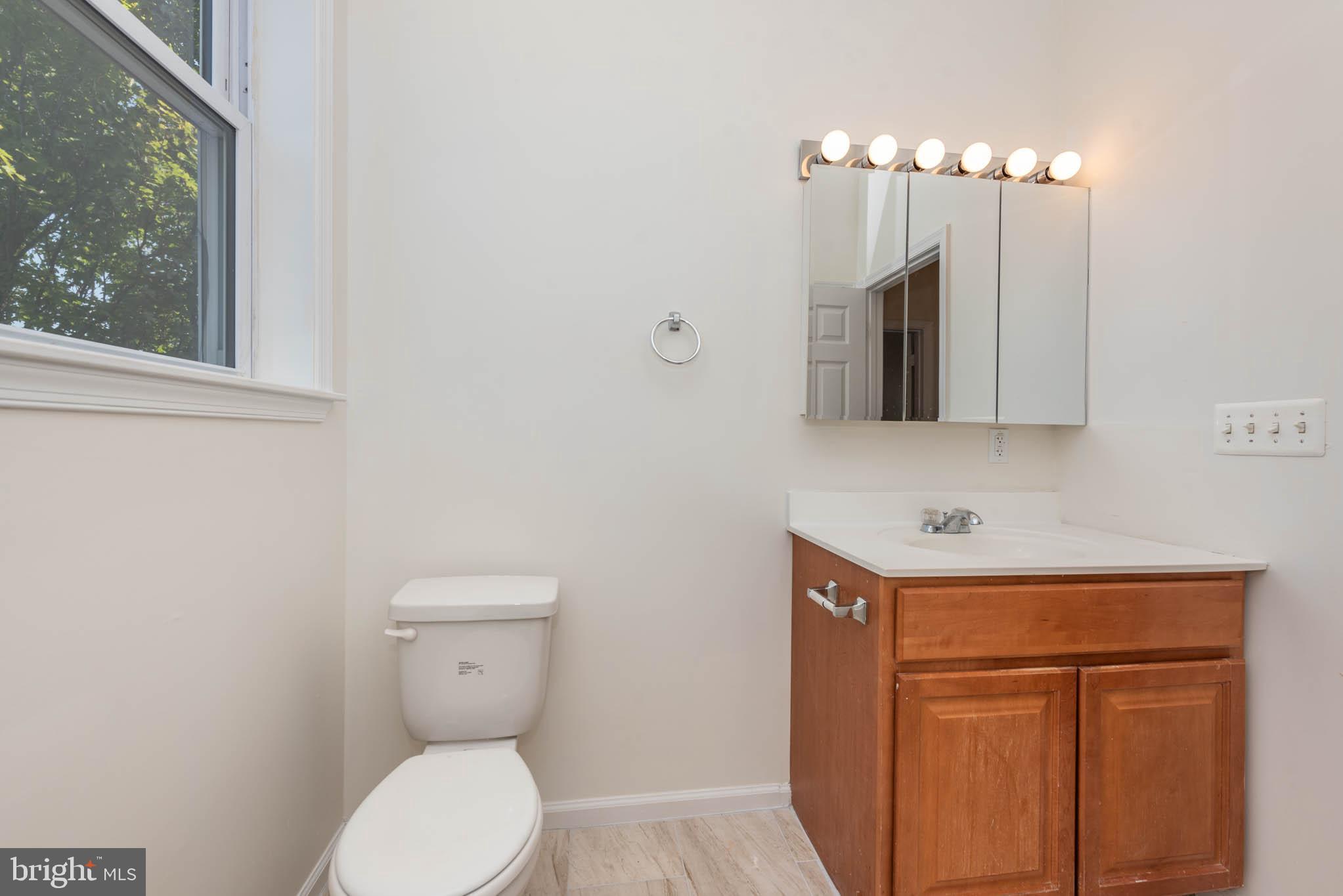 SANDTOWN-WINCHESTER - Residential