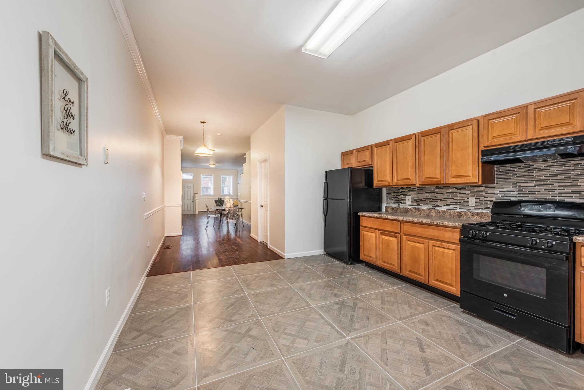 SANDTOWN-WINCHESTER - Residential