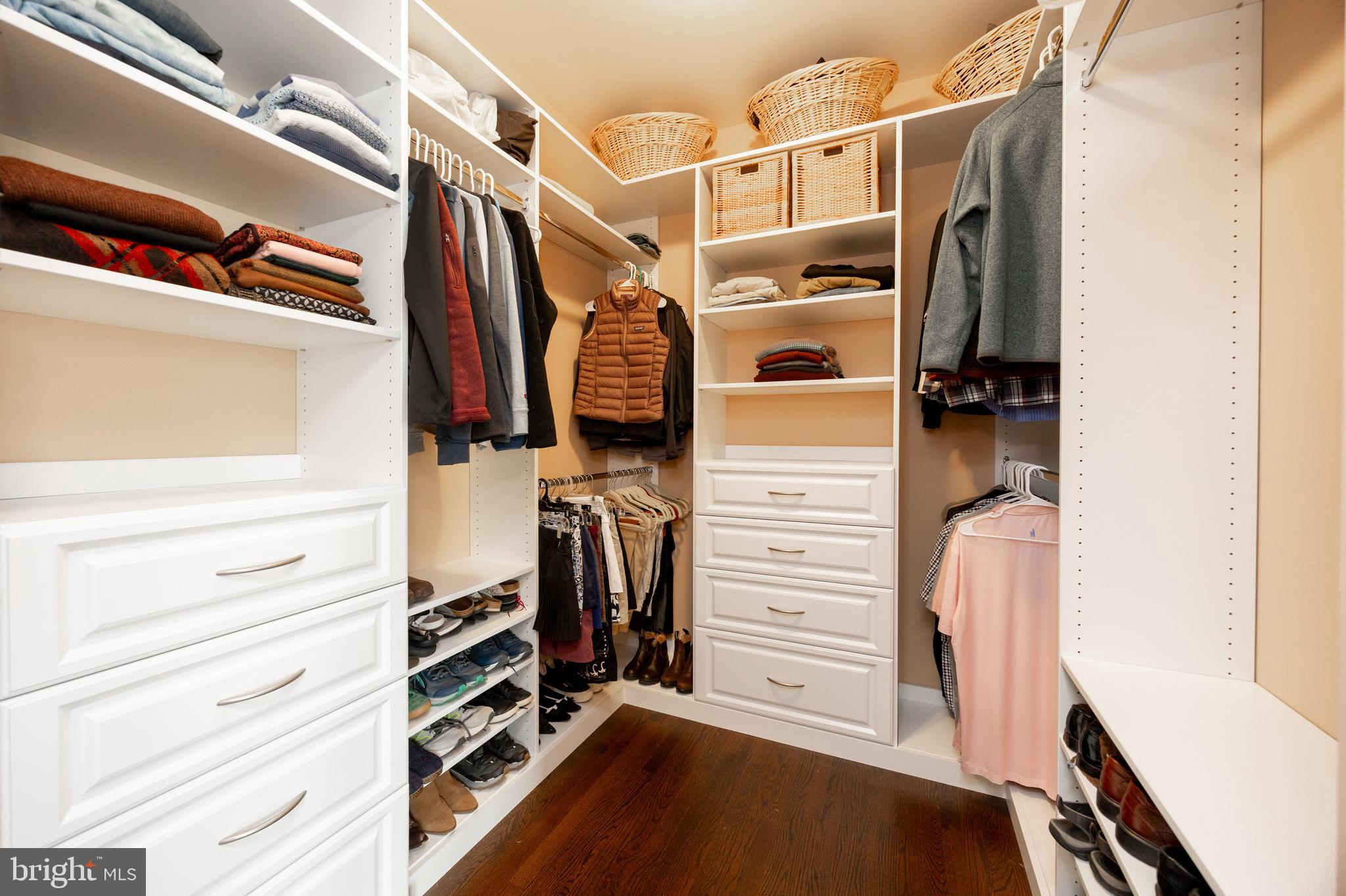 HIGHPNTE AT SHANAHAN - Residential