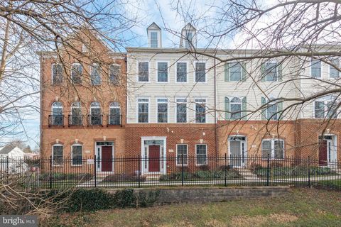 520 RAYMOND DRIVE WEST CHESTER PA 19380