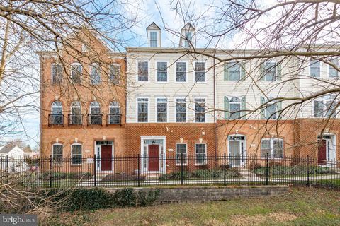 Photo of 520 Raymond Drive, WEST CHESTER, PA 19380 (MLS # PACT2115932)