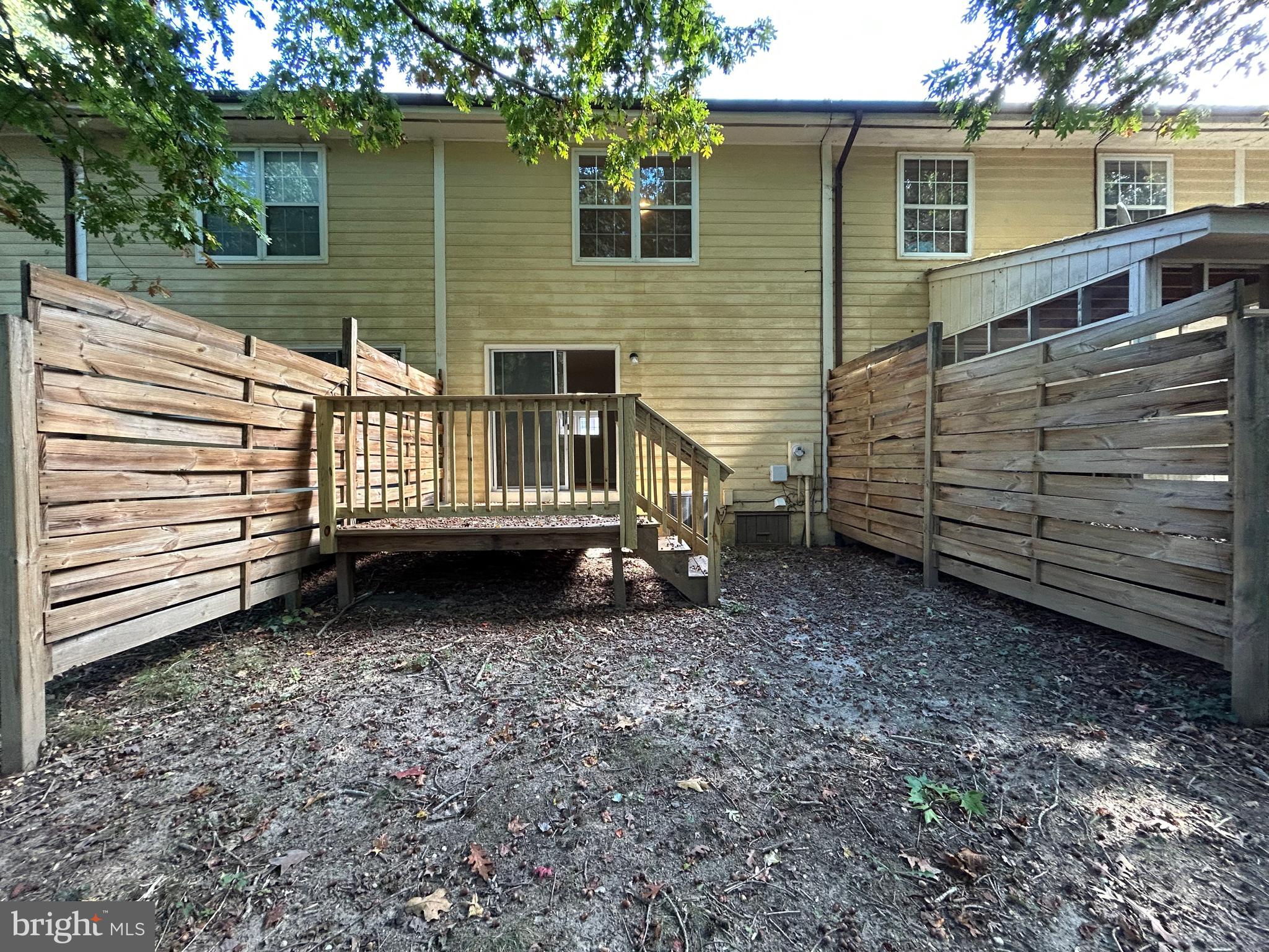 KINGS WOOD TOWNHOUSES - Residential Lease