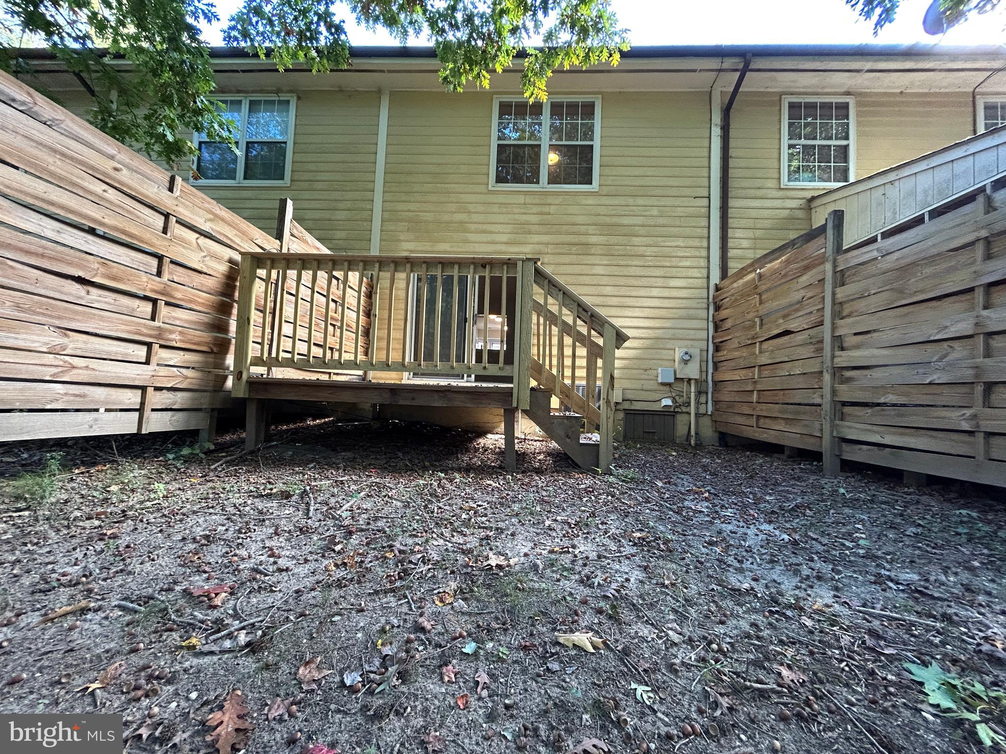 KINGS WOOD TOWNHOUSES - Residential Lease