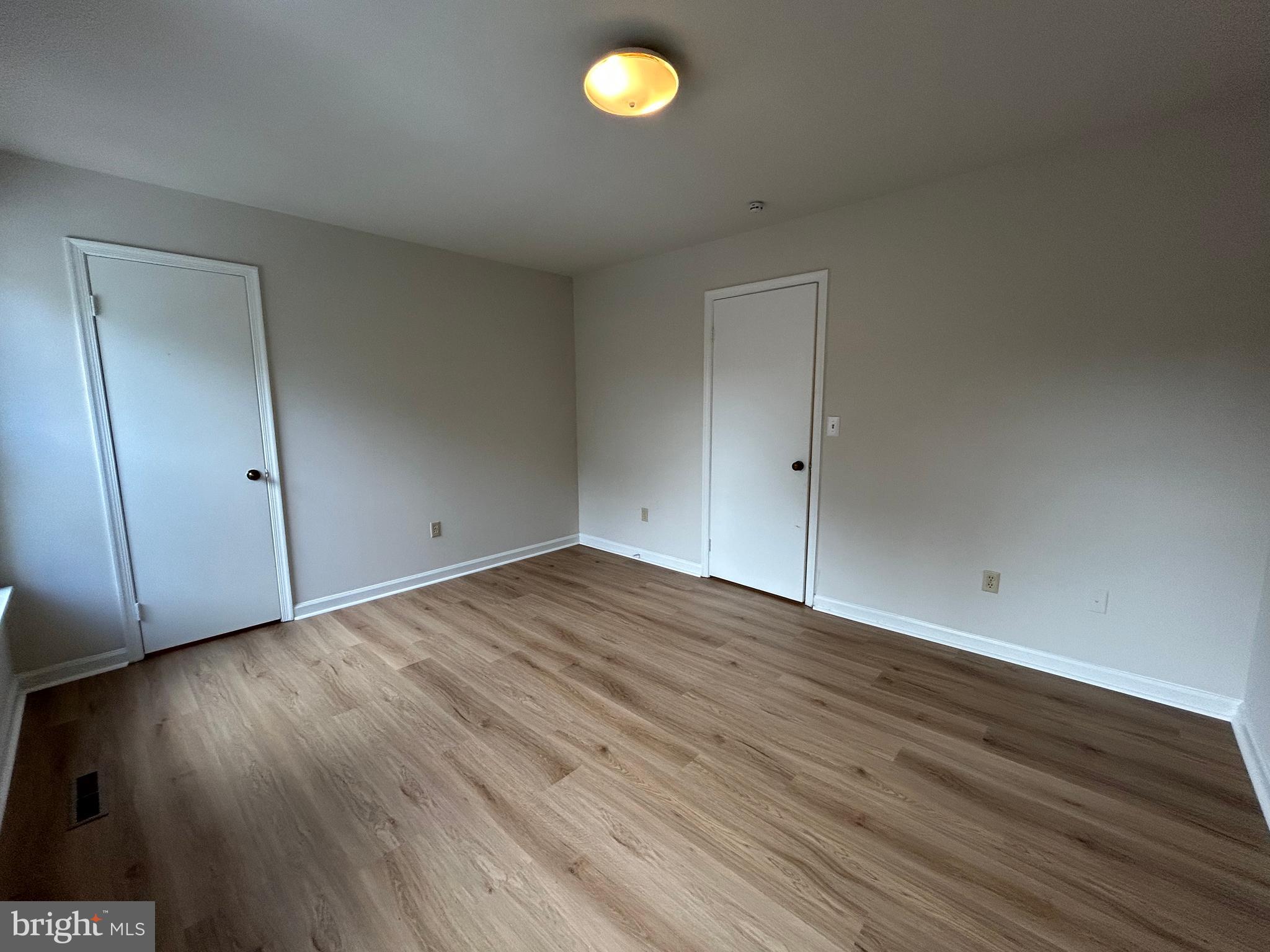 KINGS WOOD TOWNHOUSES - Residential Lease