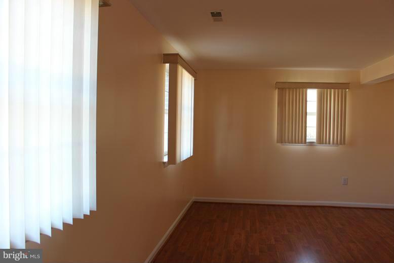 DALE CITY - Residential Lease