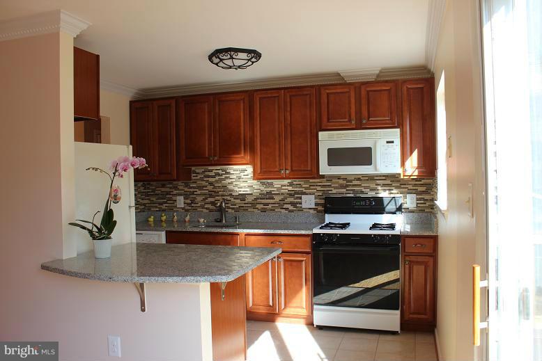 DALE CITY - Residential Lease