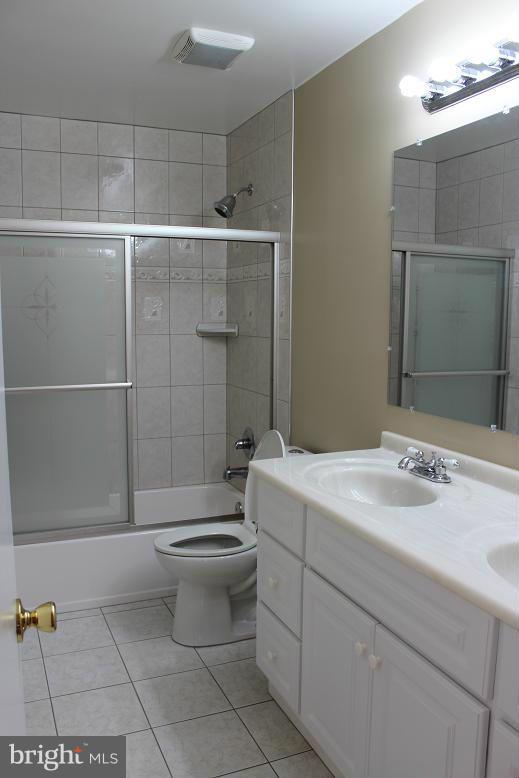 DALE CITY - Residential Lease