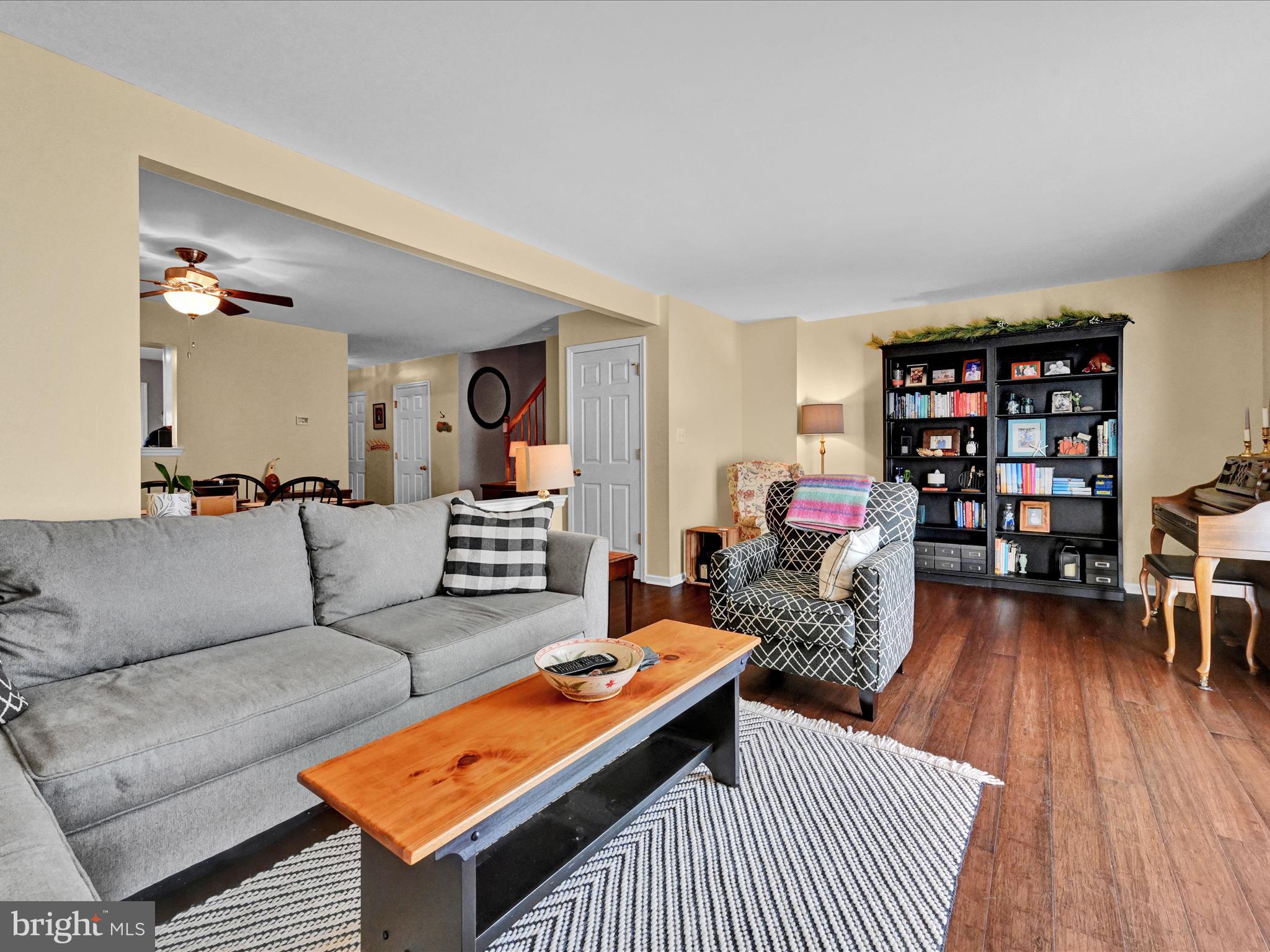 OAK MEADOWS - Residential