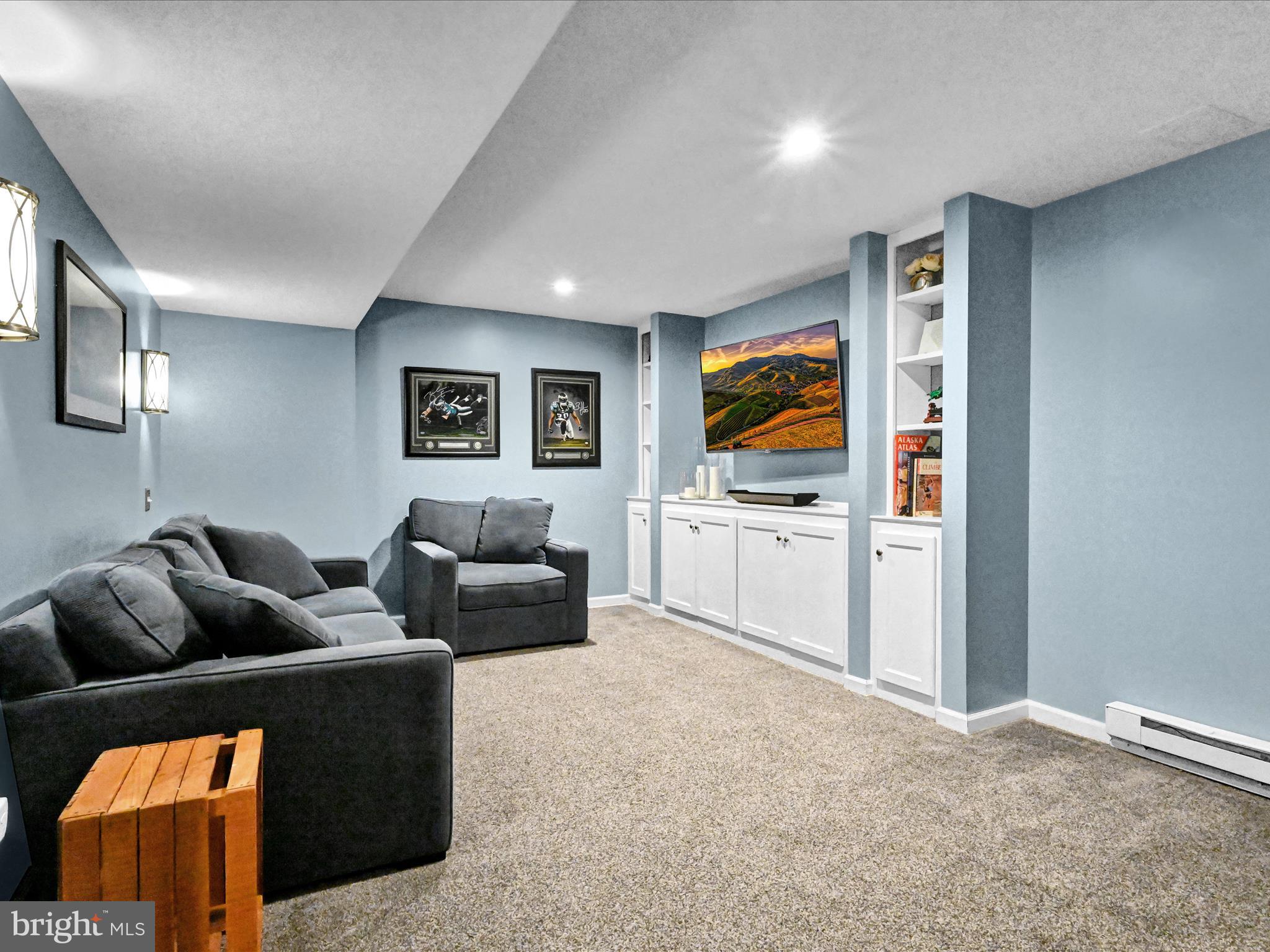 OAK MEADOWS - Residential