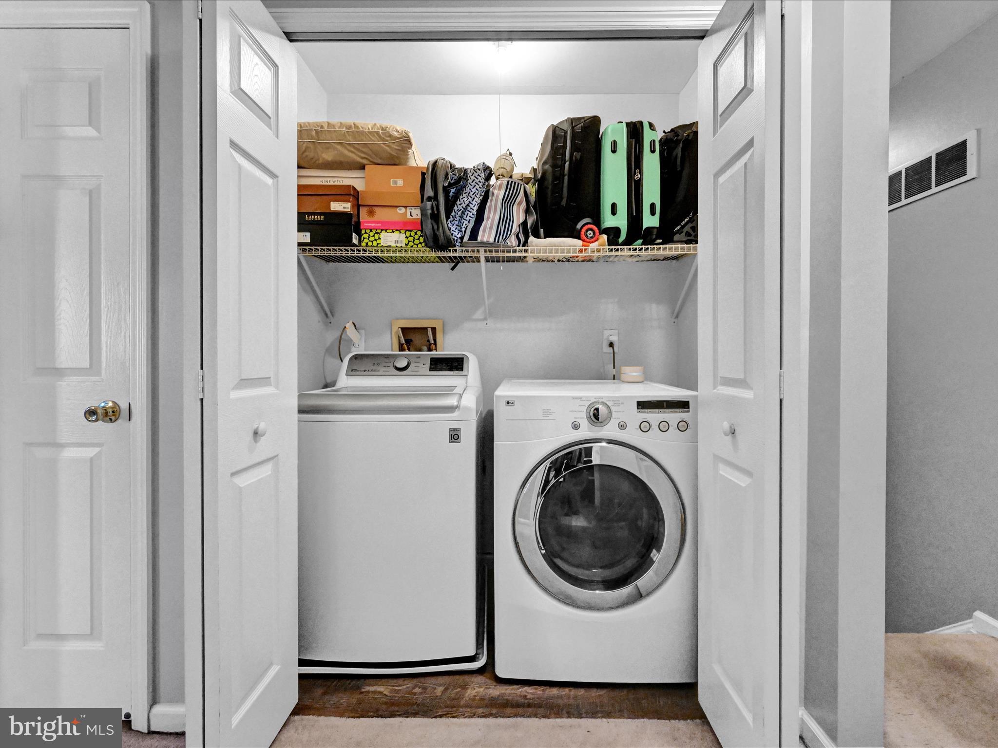 OAK MEADOWS - Residential