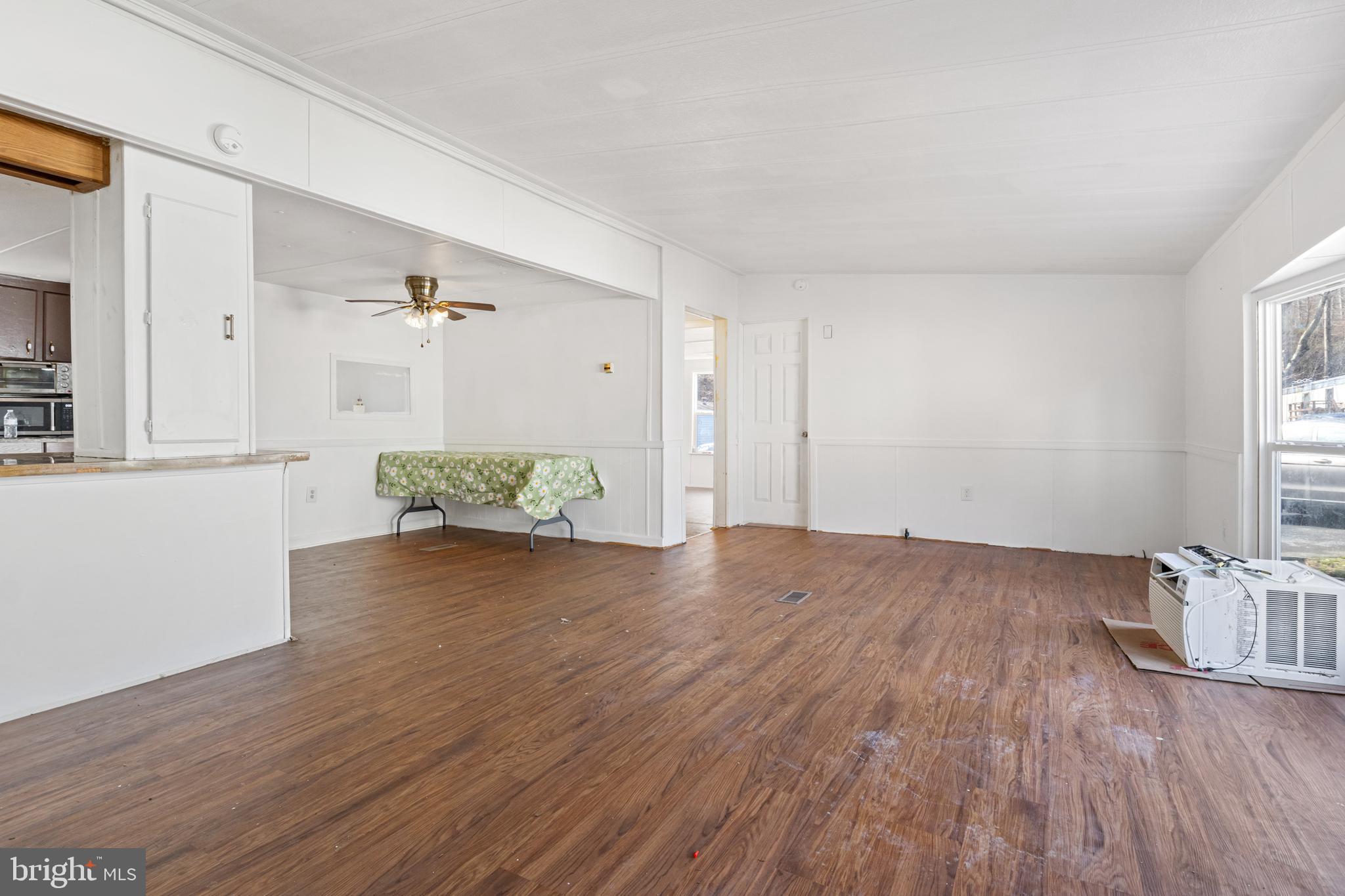 SMITHVILLE MHP - Residential