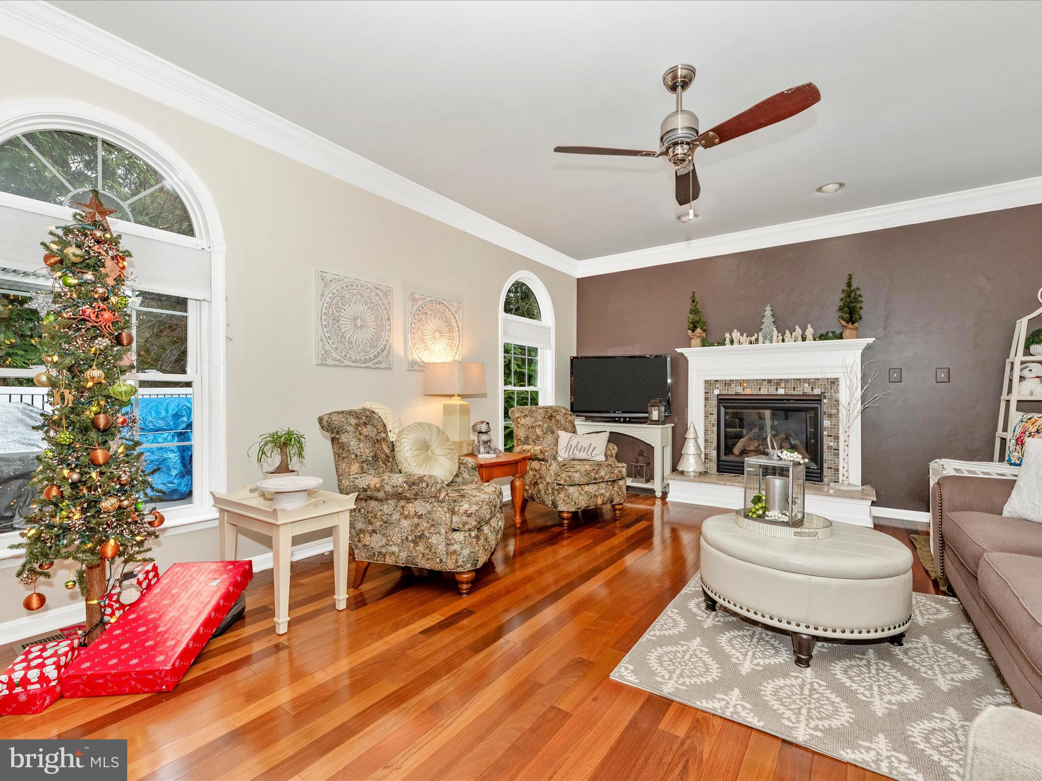 SUMMIT RIDGE - Residential