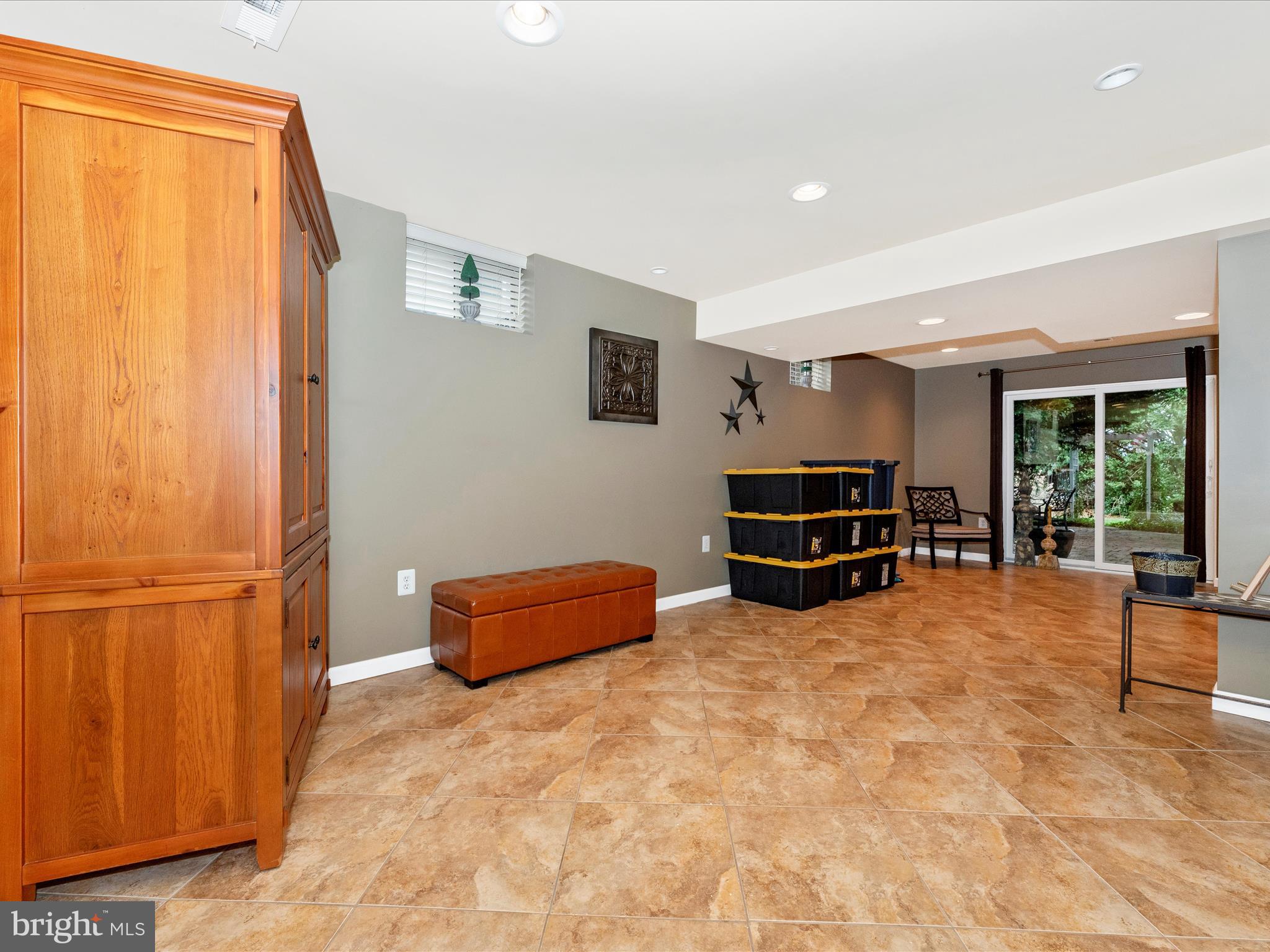 SUMMIT RIDGE - Residential