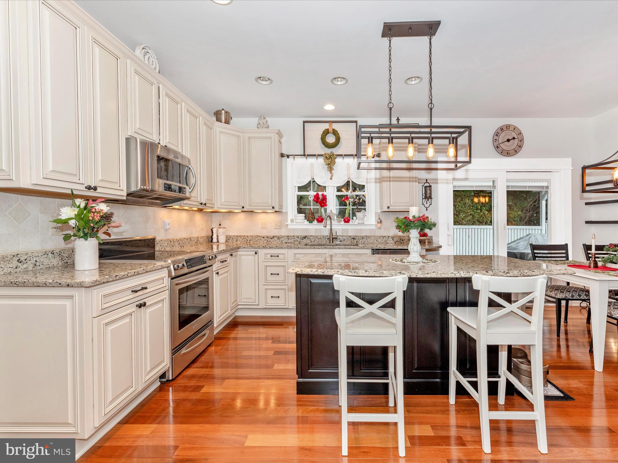 SUMMIT RIDGE - Residential