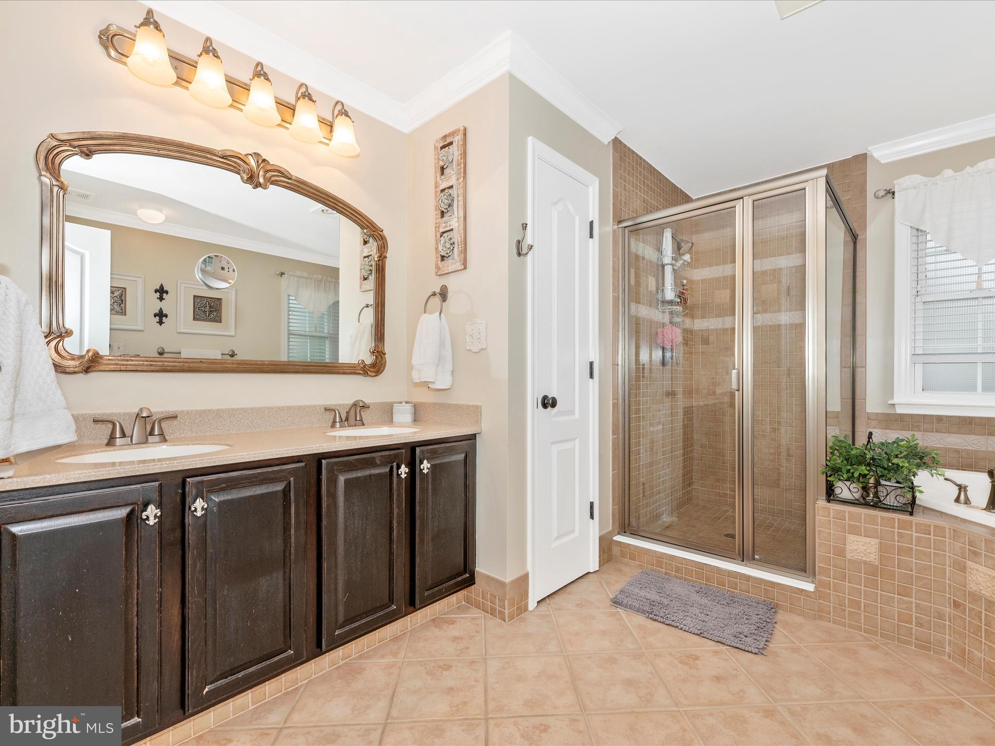 SUMMIT RIDGE - Residential