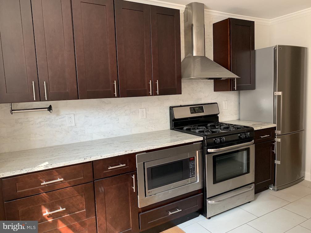 RITTENHOUSE SQUARE - Residential Lease