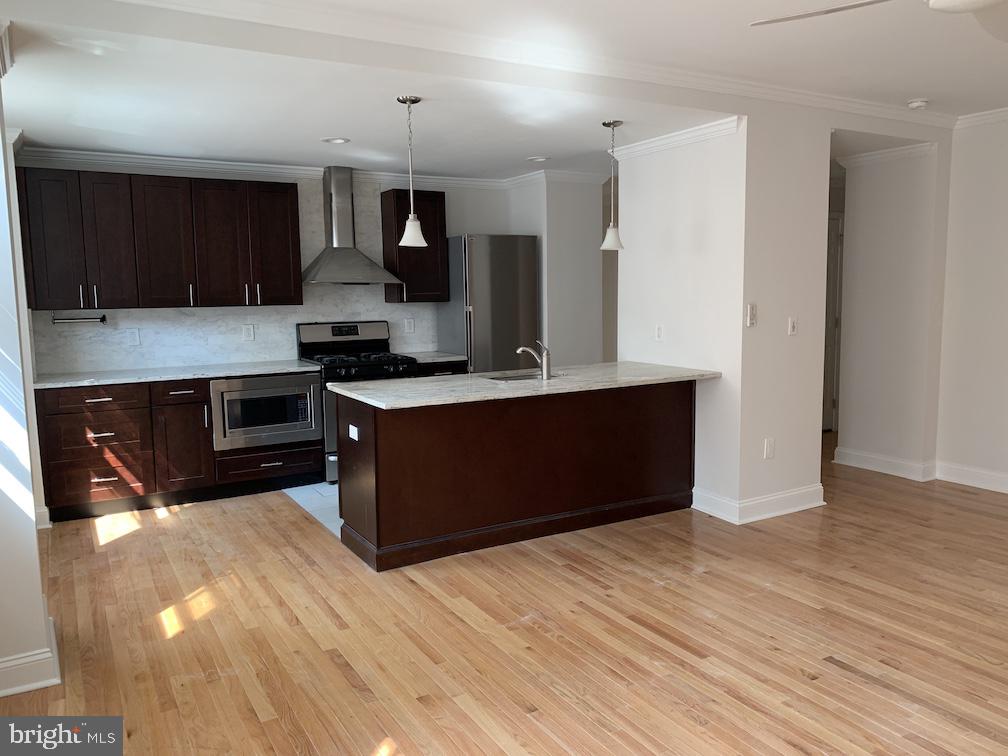 RITTENHOUSE SQUARE - Residential Lease