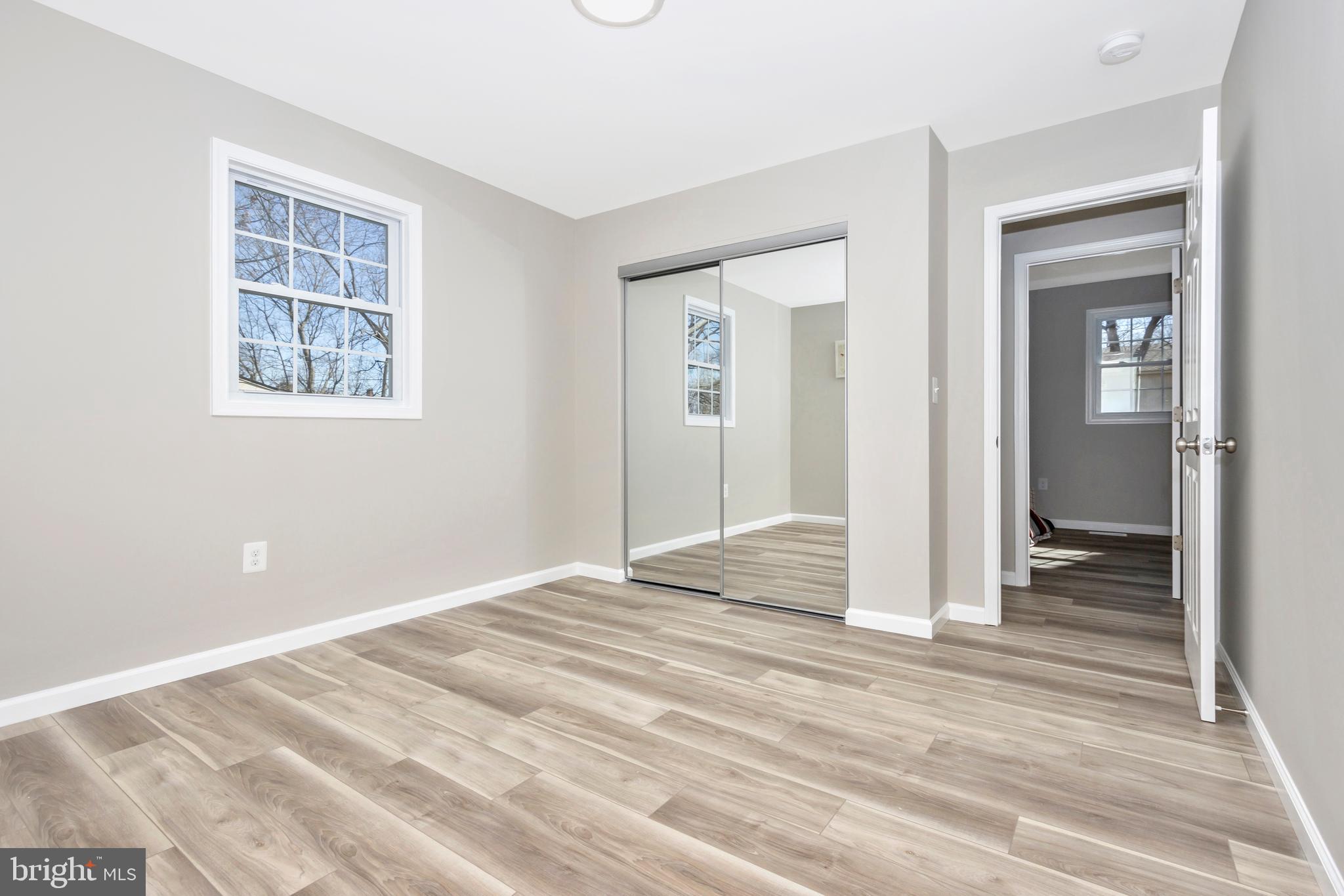 EMERALD VALLEY - Residential