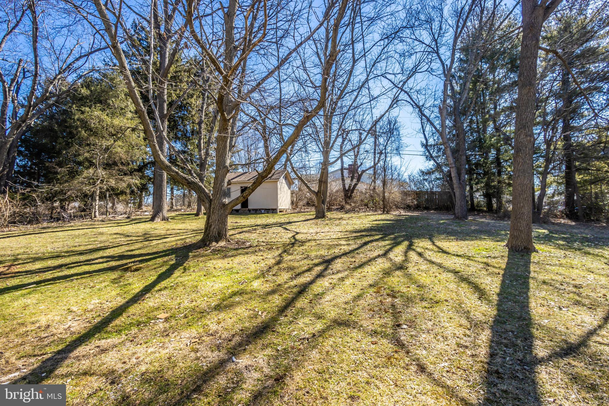 EMERALD VALLEY - Residential