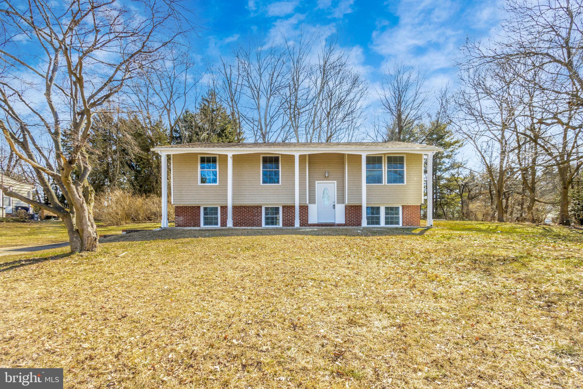 EMERALD VALLEY - Residential