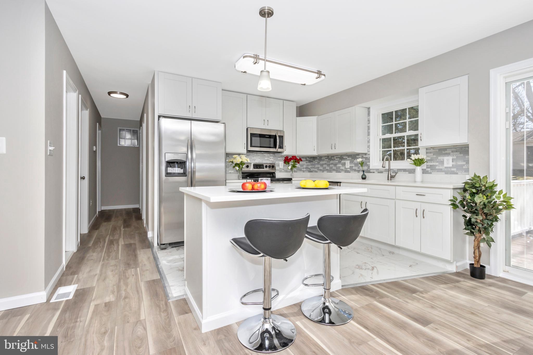 EMERALD VALLEY - Residential