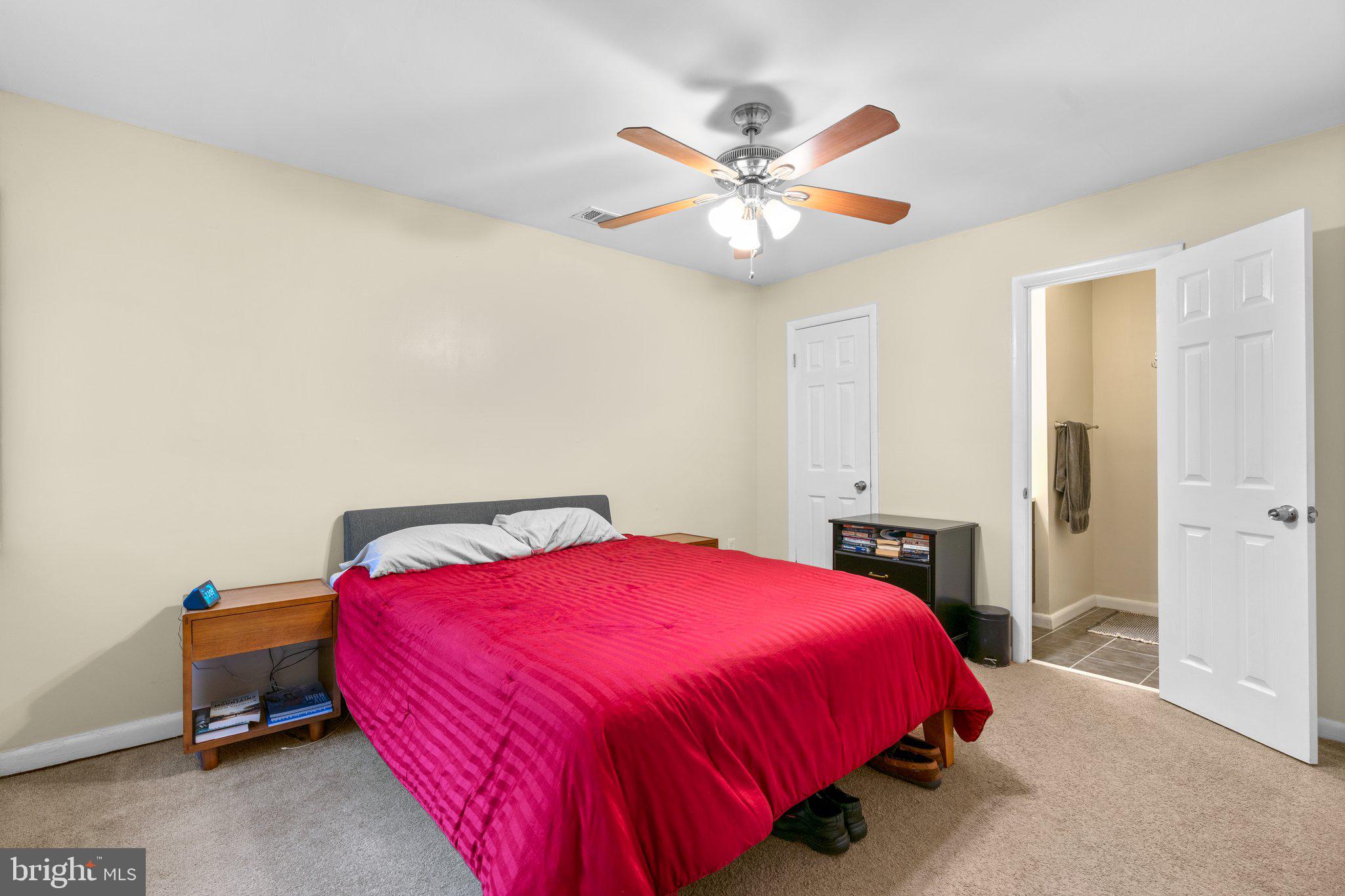 APPLEWALK - Residential