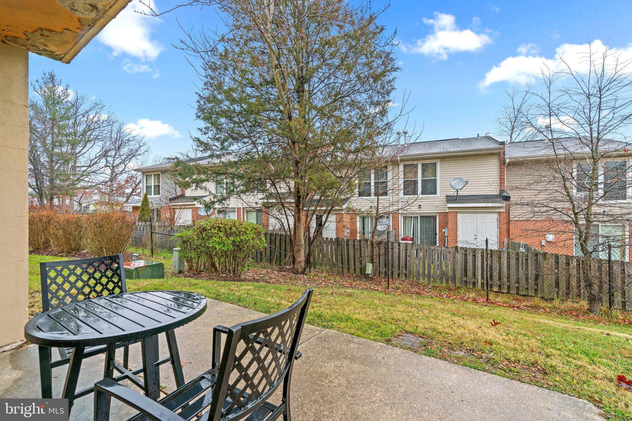 APPLEWALK - Residential