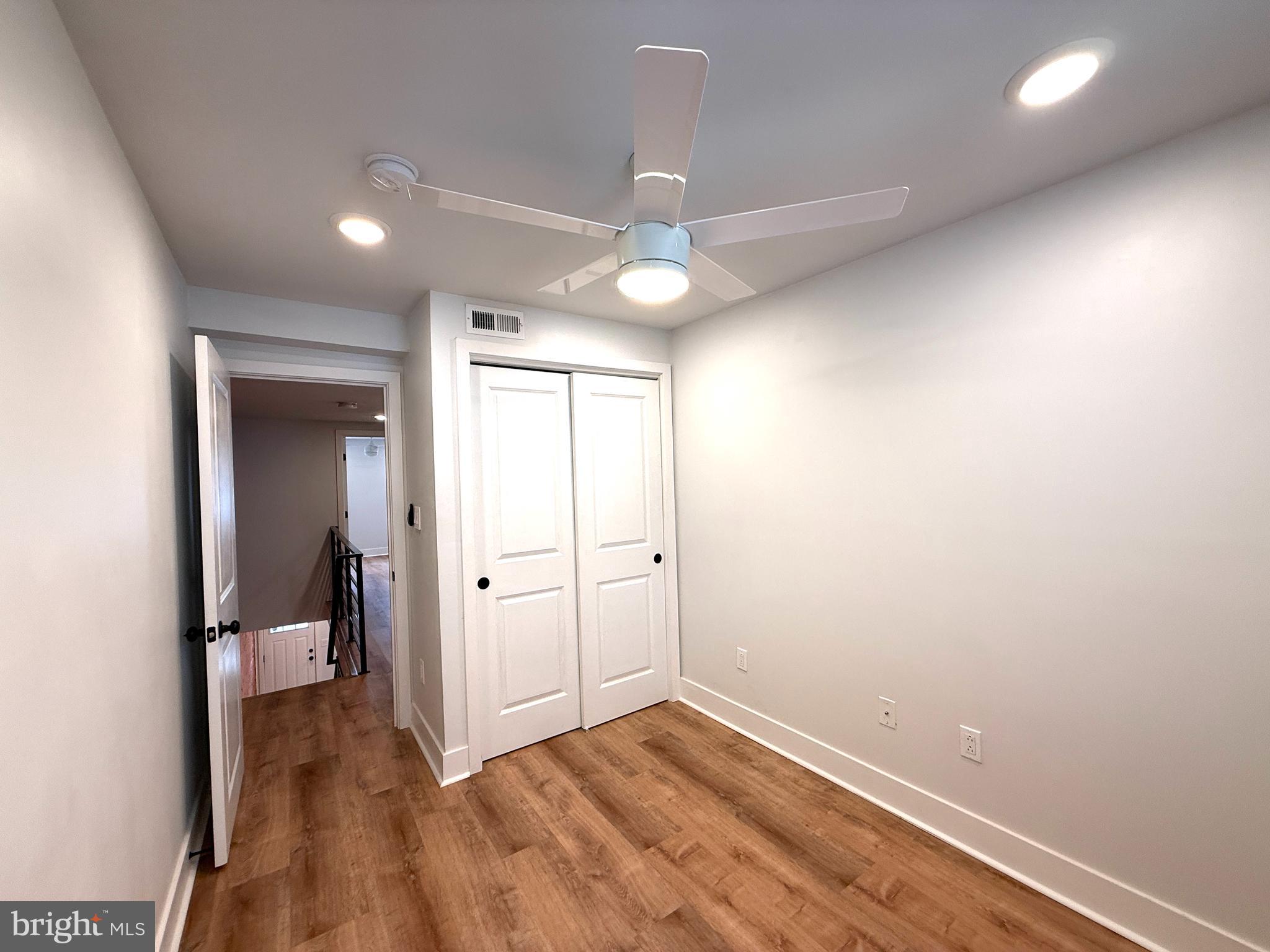 PHILADELPHIA (SOUTH) - Residential