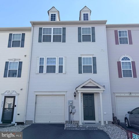 Townhouse For Sale - 3361 Landmark Court Ct<br/> CHAMBERSBURG, PA 17202