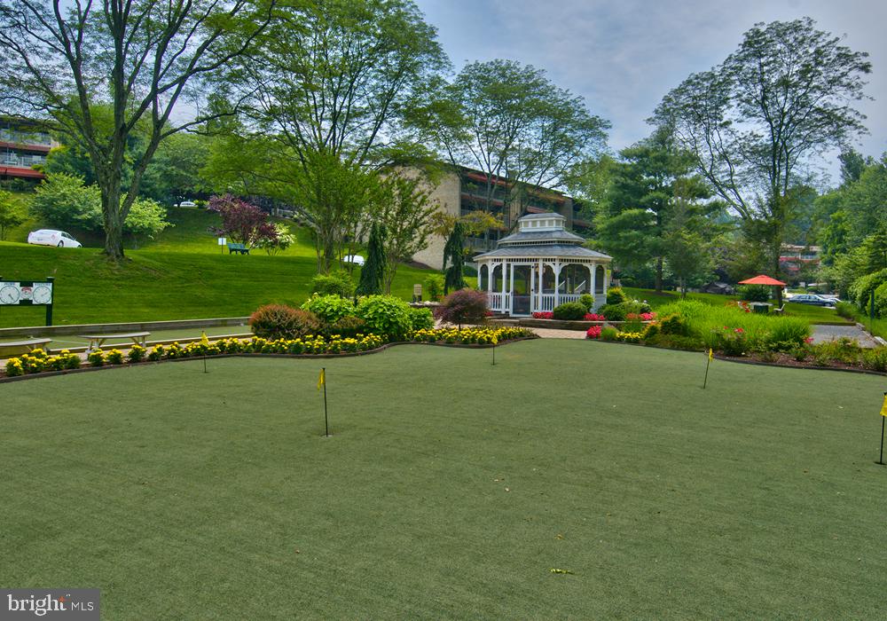 ELKRIDGE ESTATES - Residential Lease
