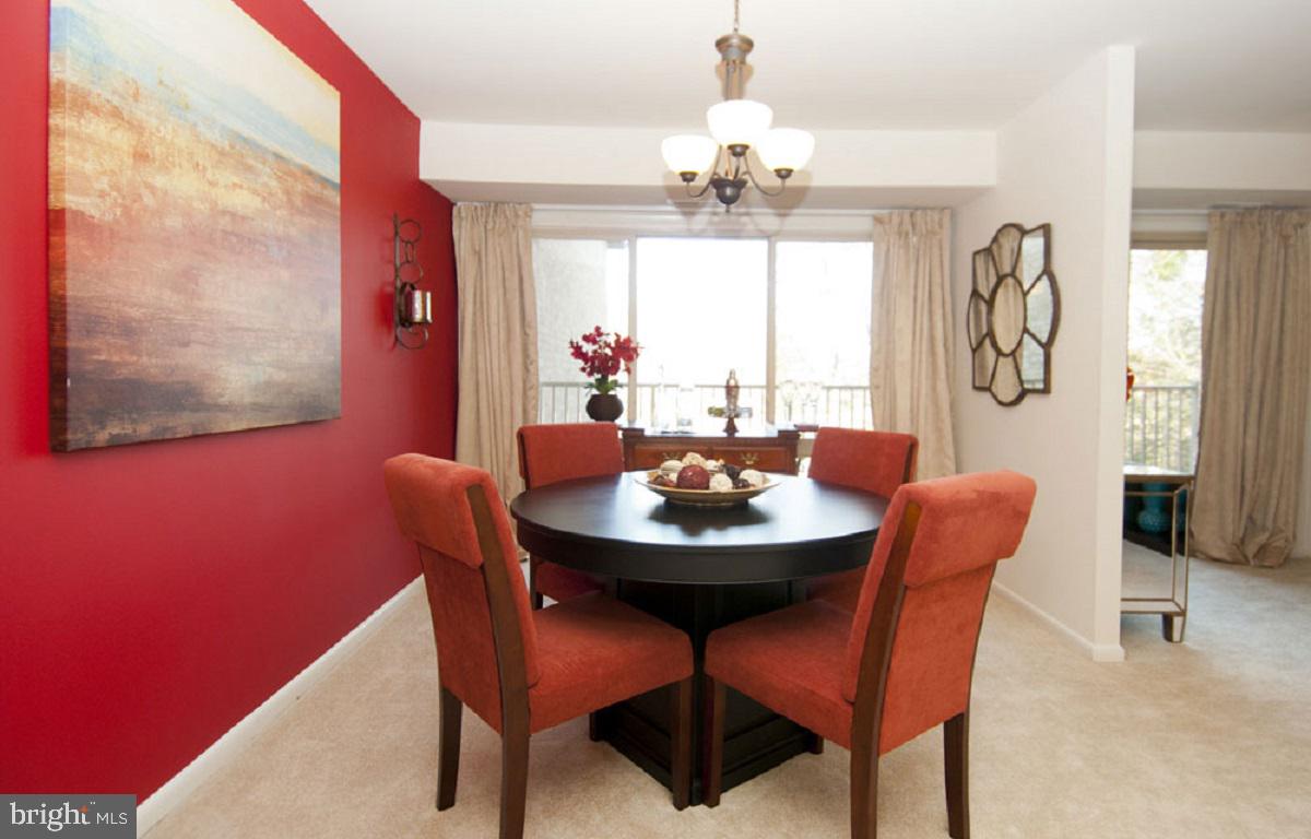 ELKRIDGE ESTATES - Residential Lease