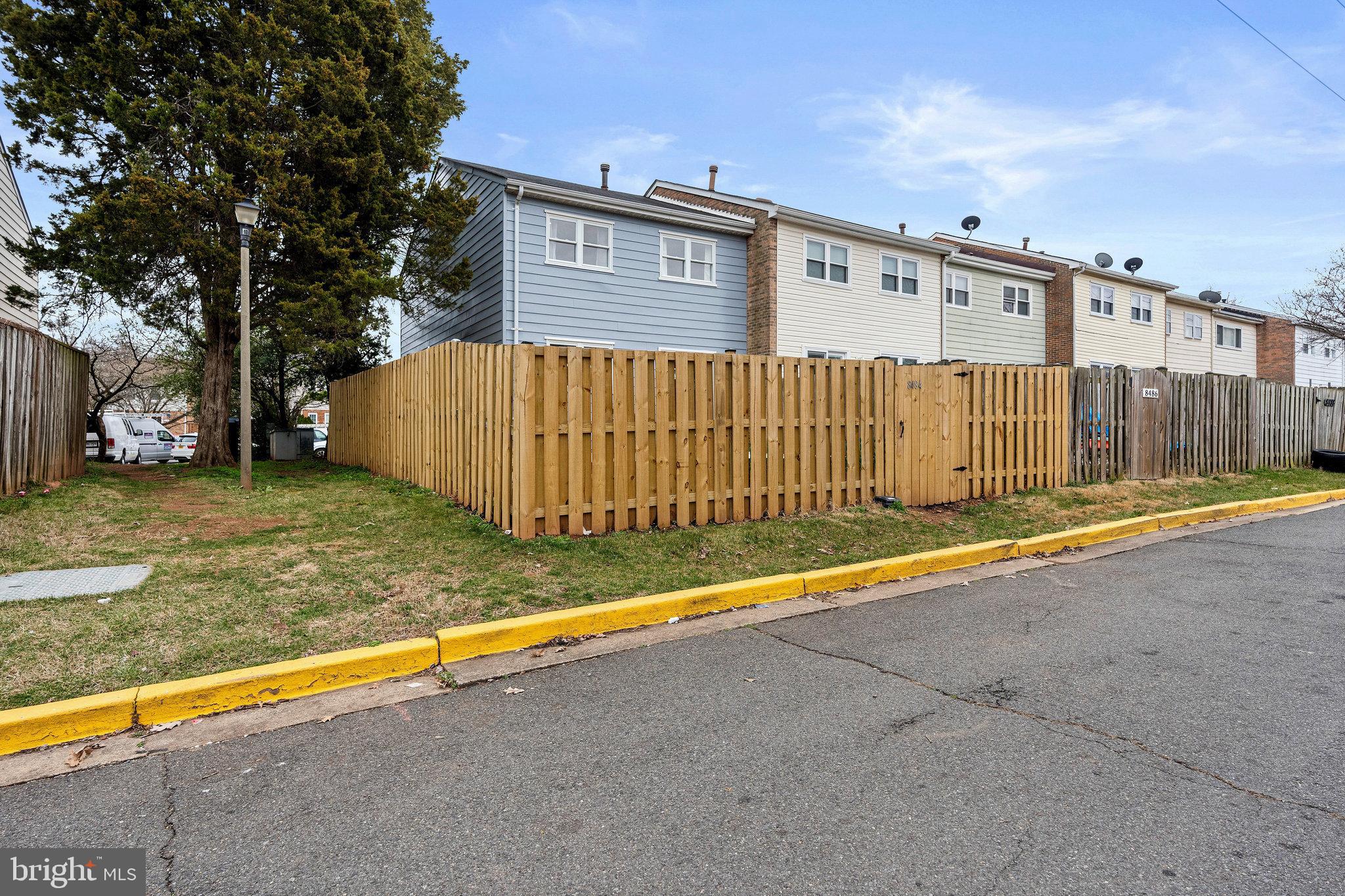 POINT OF WOODS - Residential