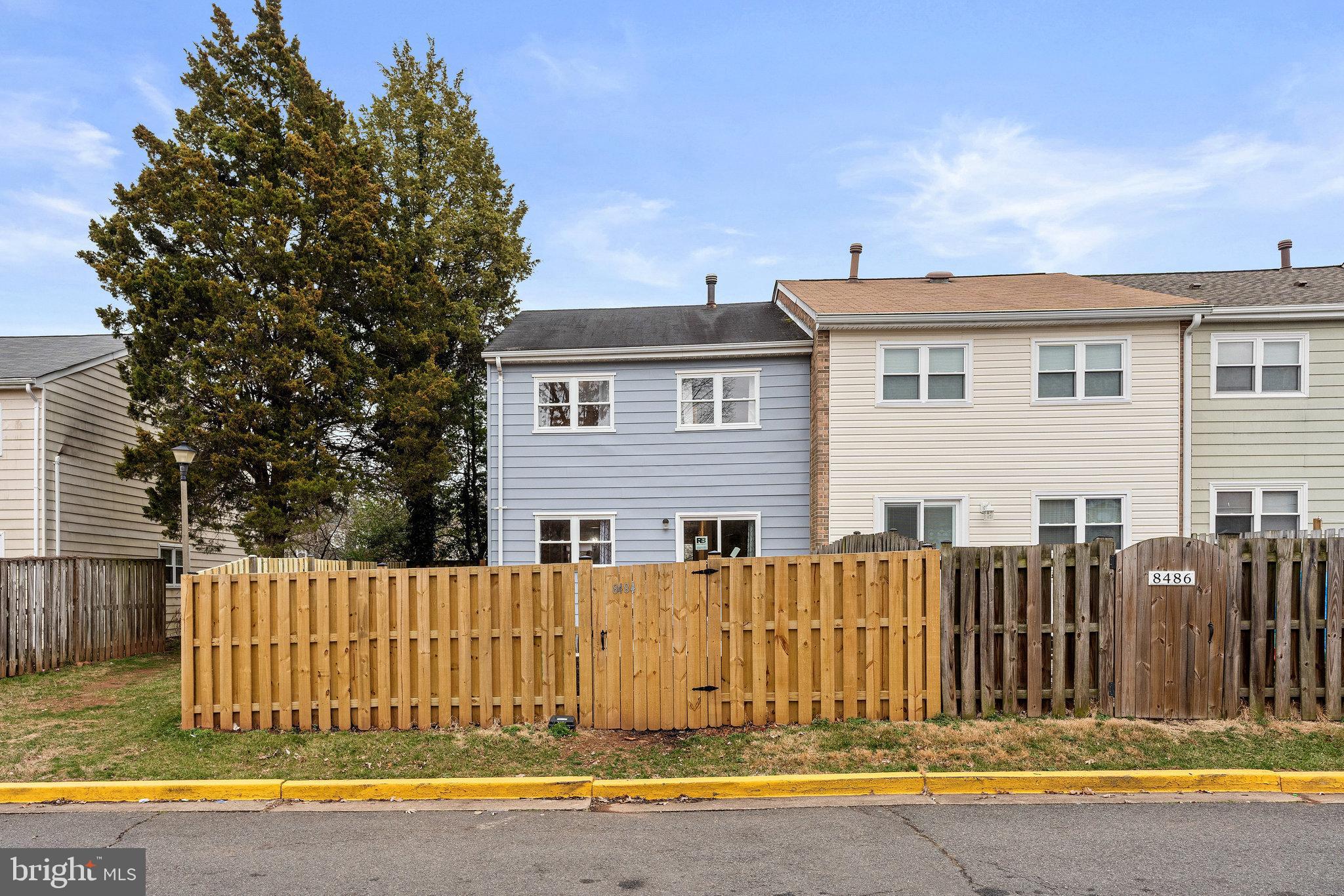 POINT OF WOODS - Residential