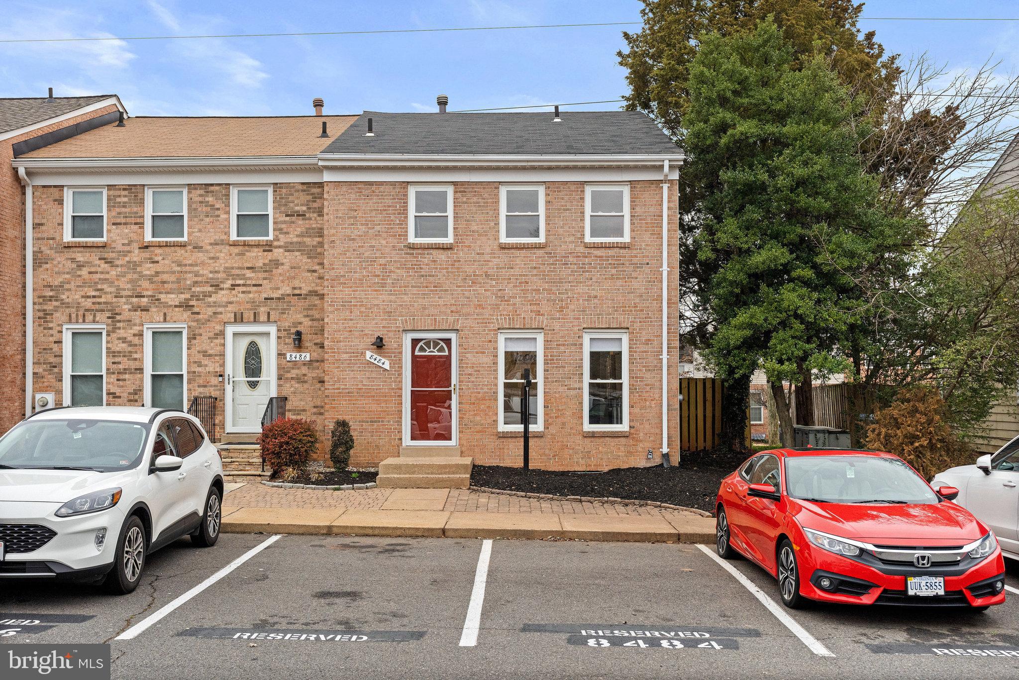 POINT OF WOODS - Residential