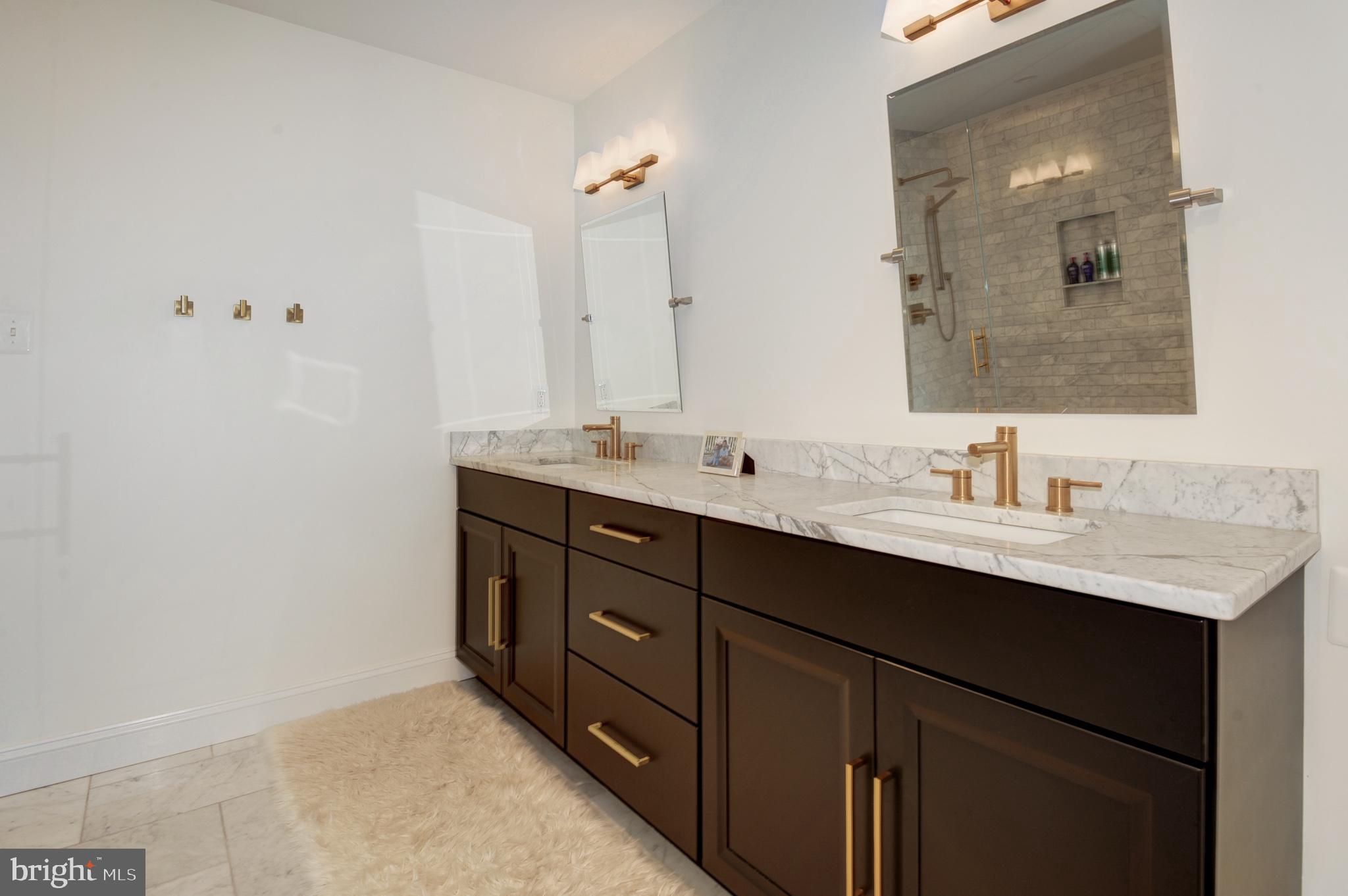 PAEONIAN SPRINGS - Residential